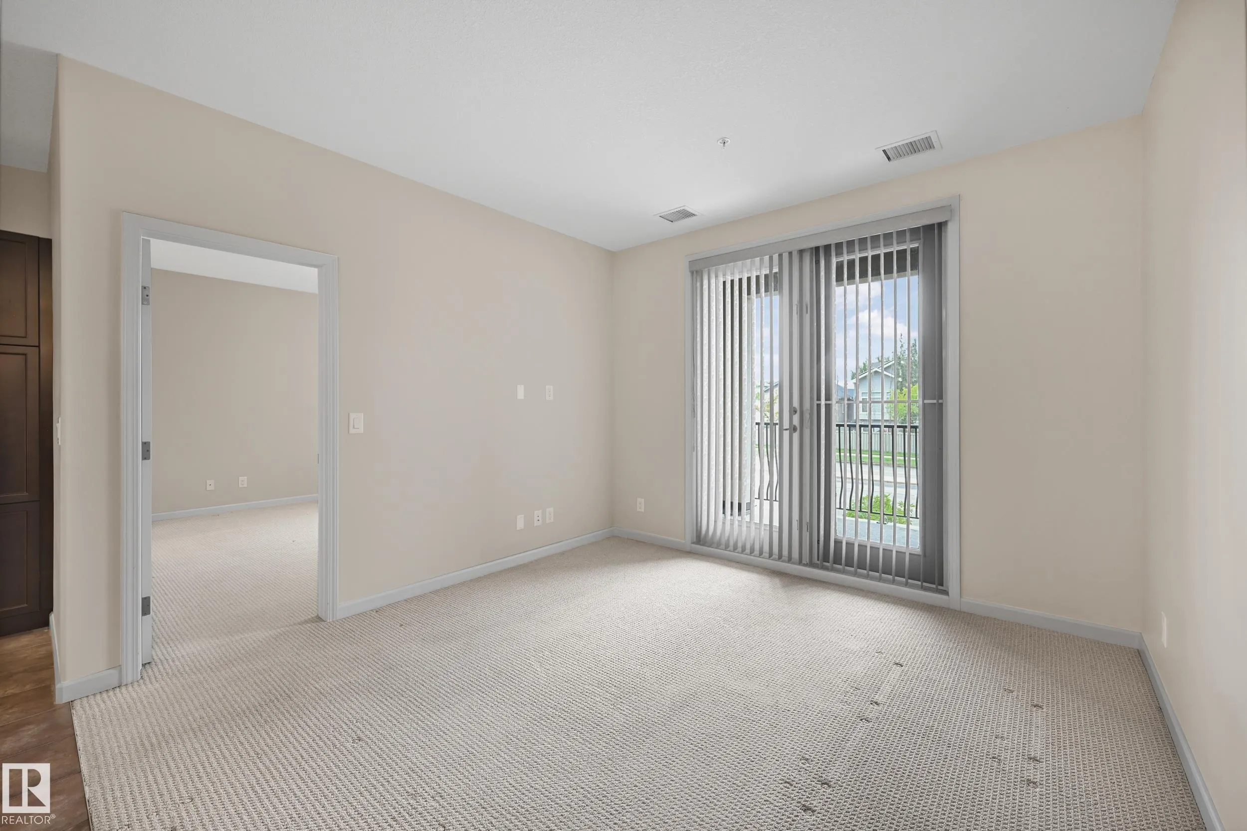 6083 MAYNARD Way