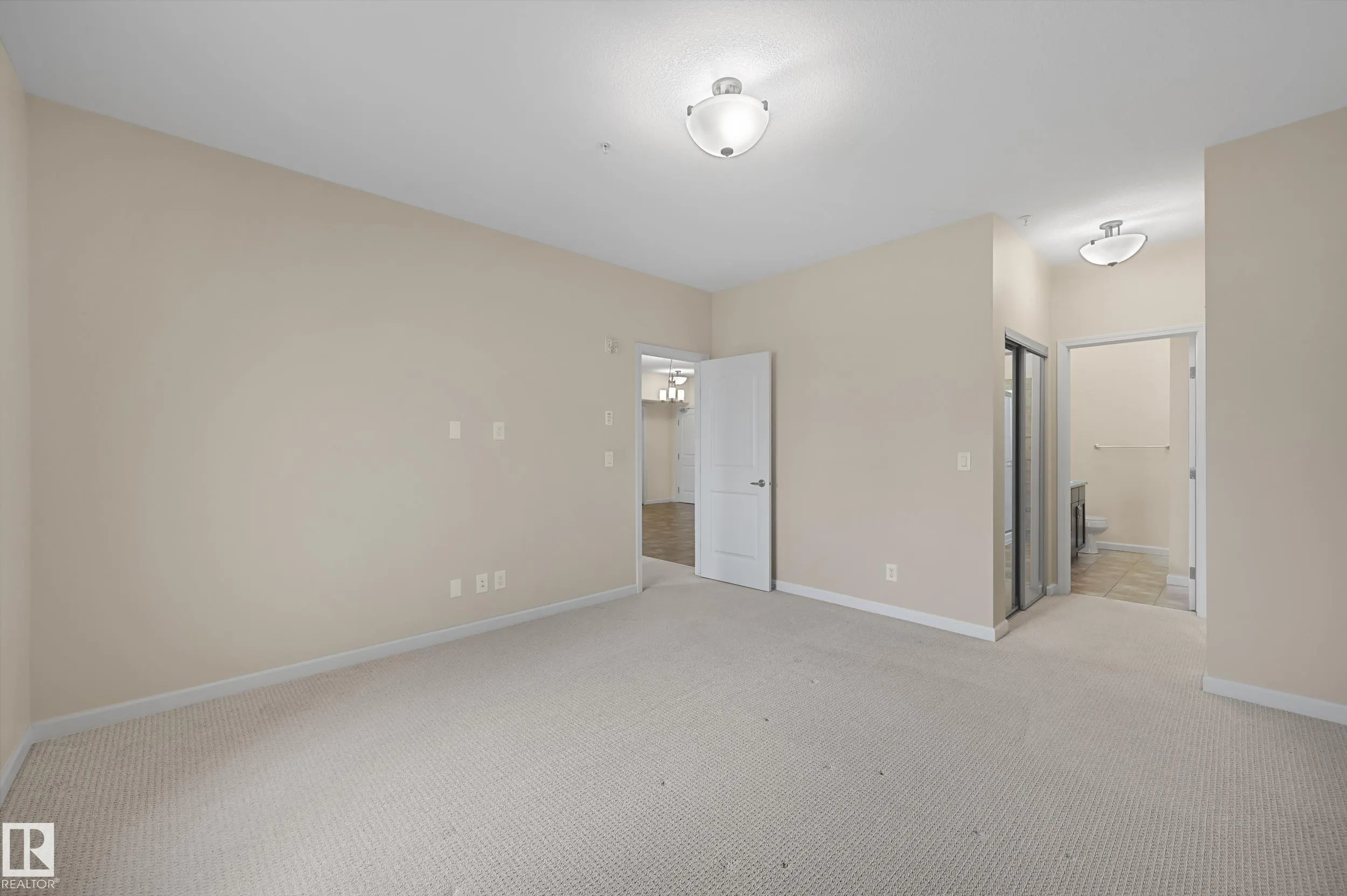 6083 MAYNARD Way