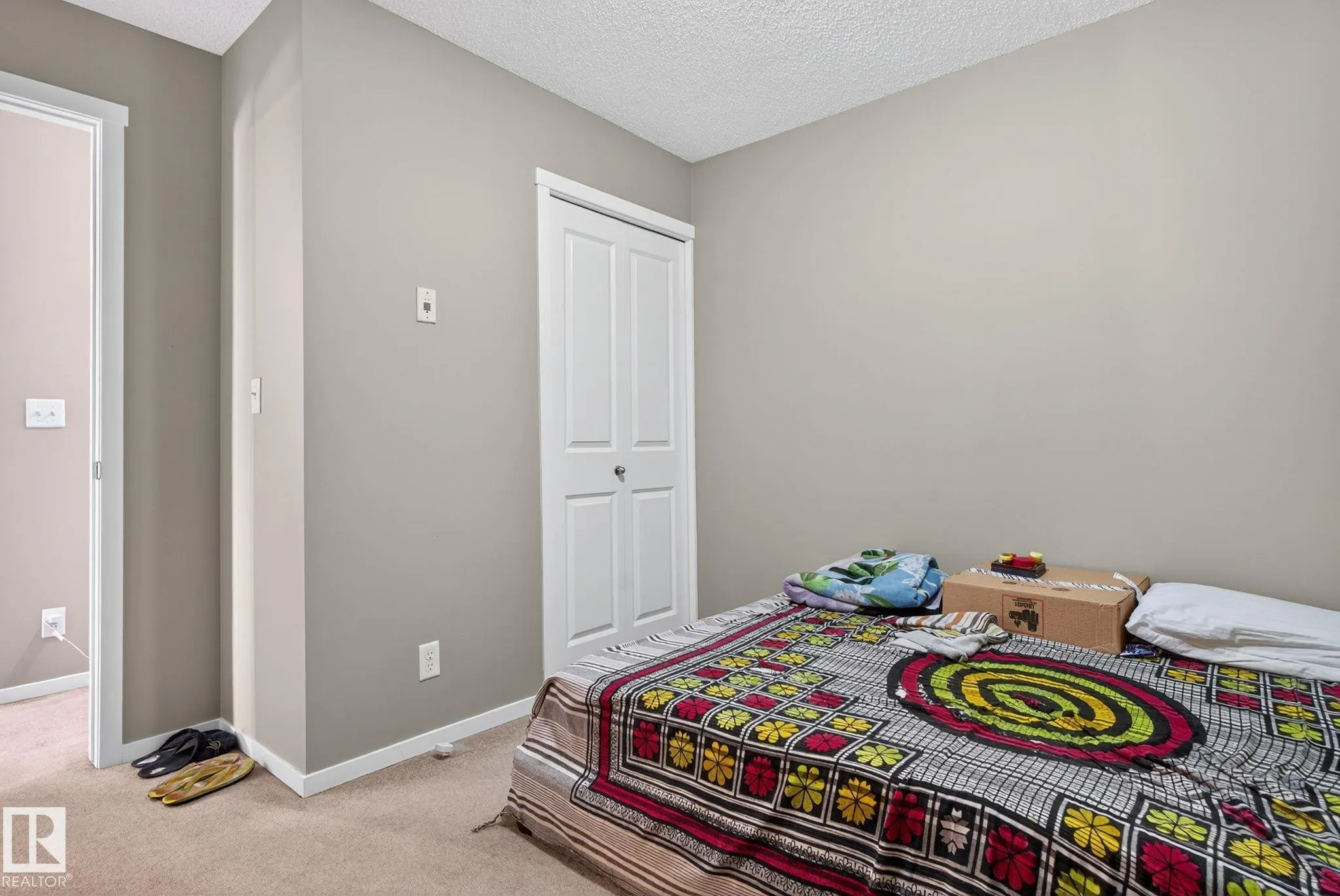 5810 MULLEN Place