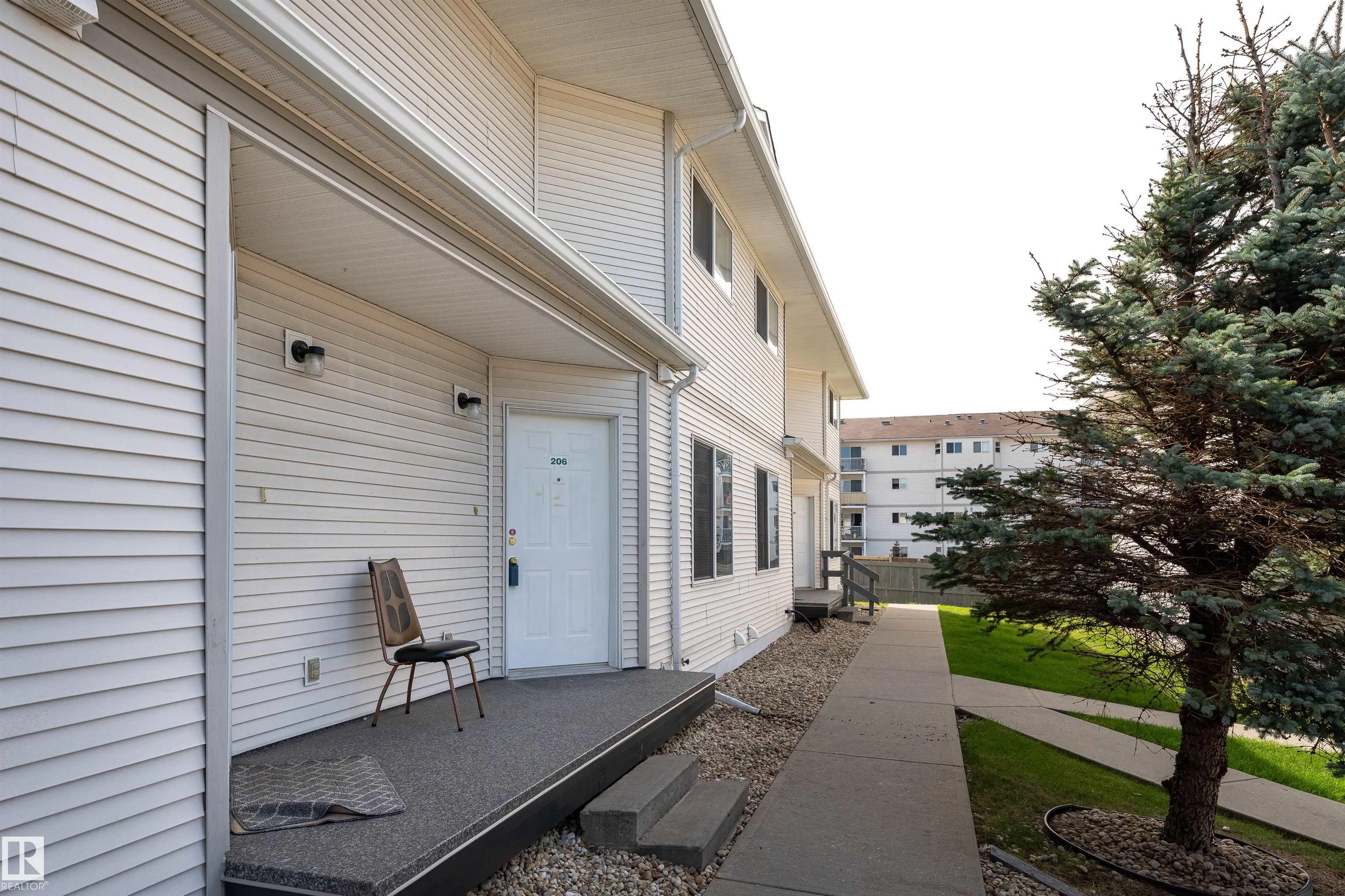801 BOTHWELL Drive