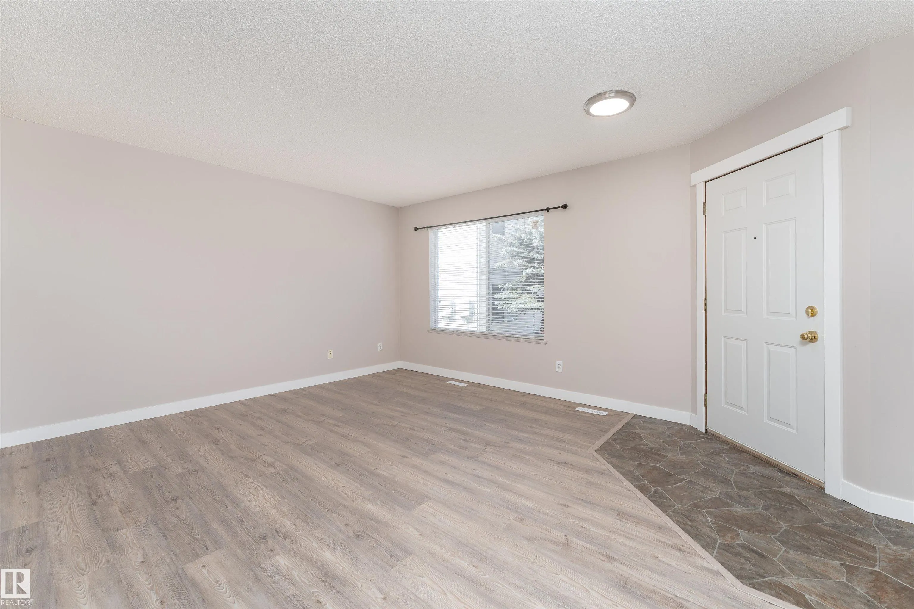 801 BOTHWELL Drive