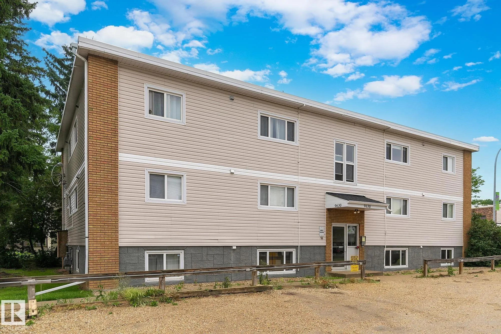 #11 9630 82 Avenue