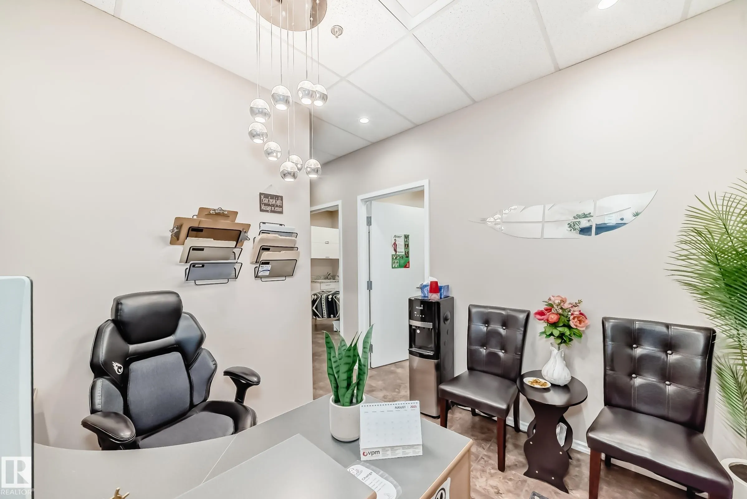 316 WINDERMERE Road