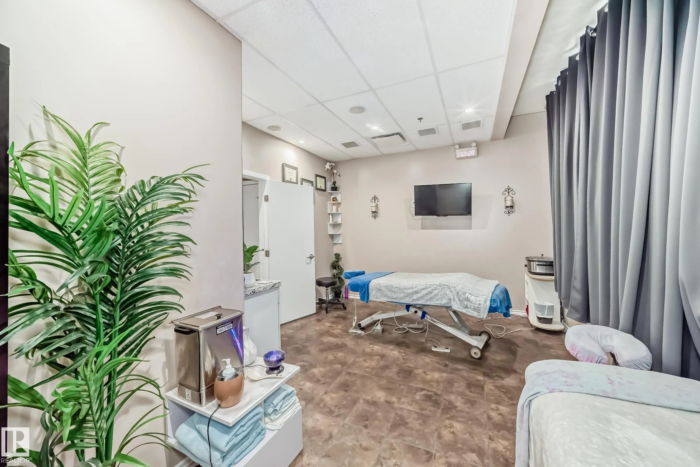 316 WINDERMERE Road