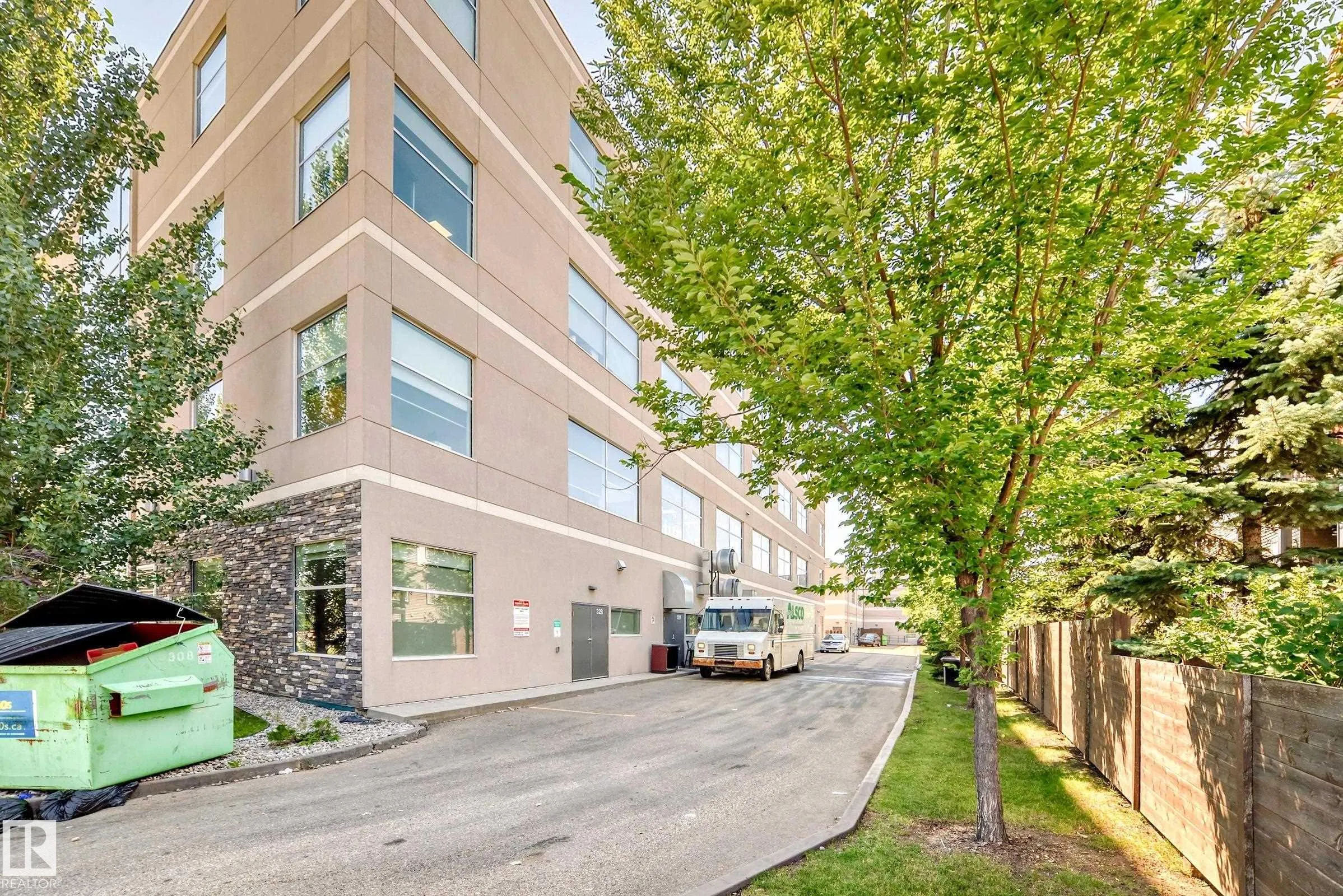 316 WINDERMERE Road
