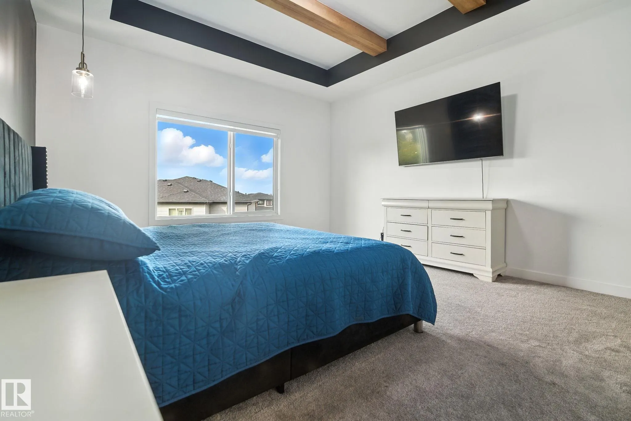50 GRASSVIEW Crescent