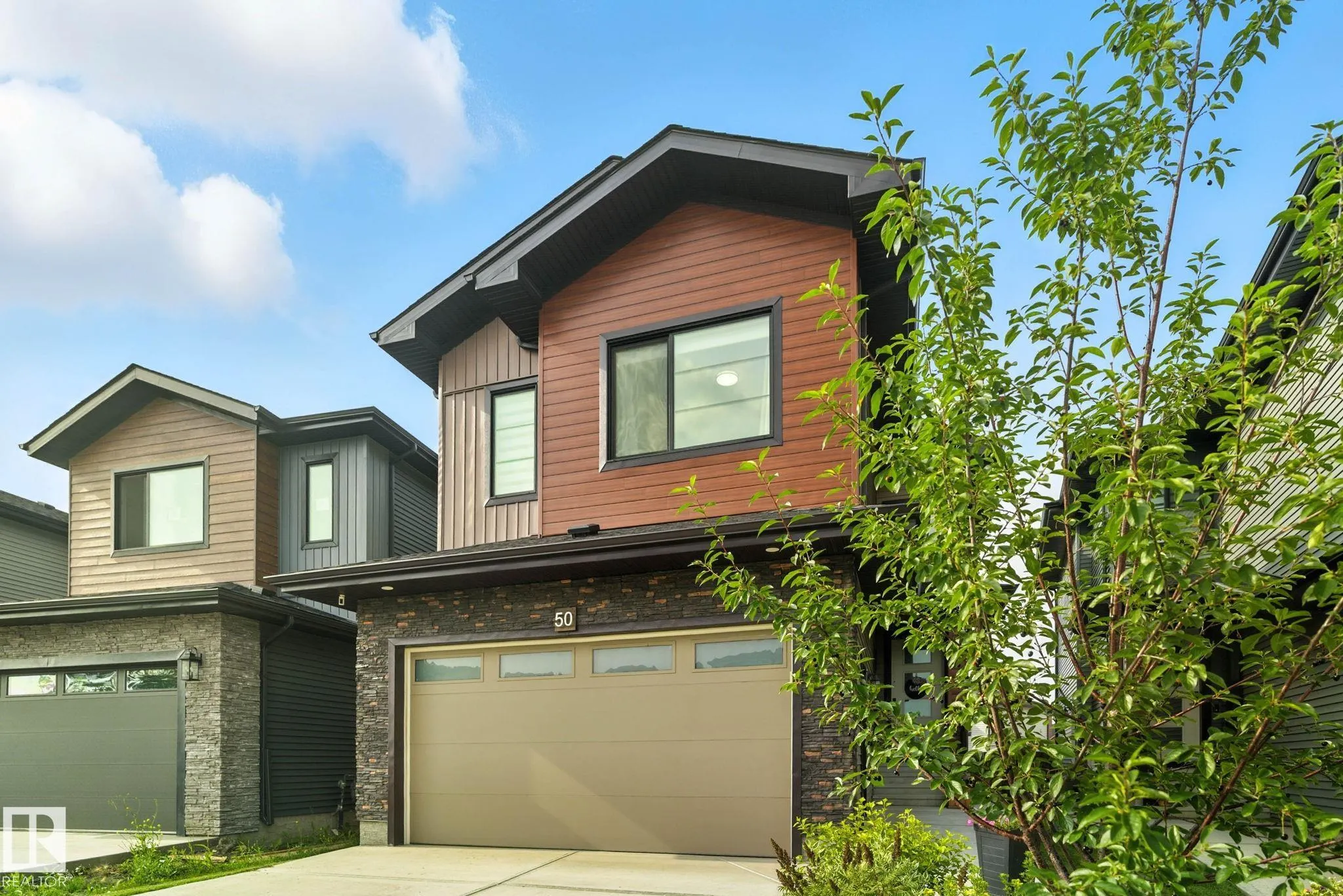 50 GRASSVIEW Crescent