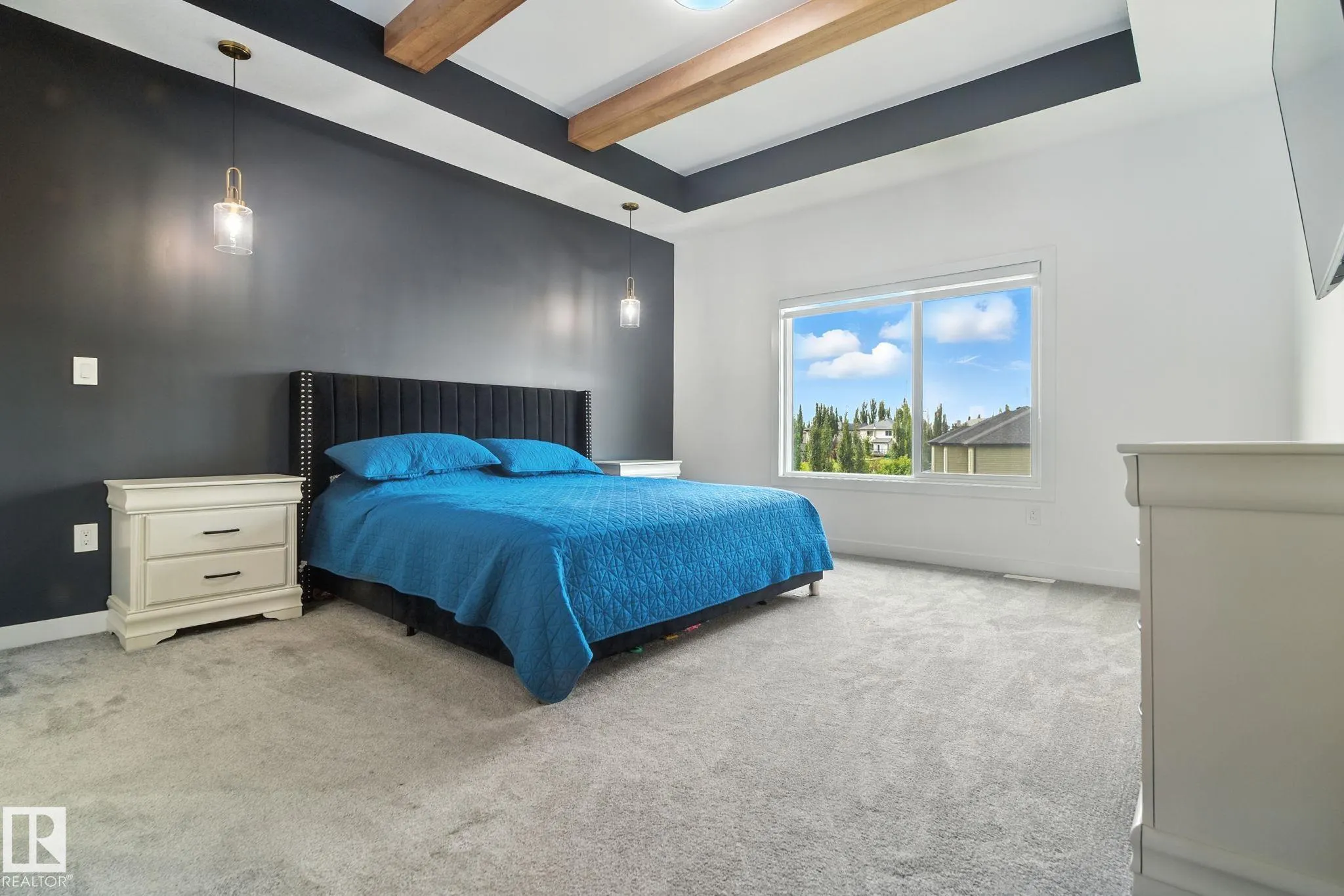 50 GRASSVIEW Crescent