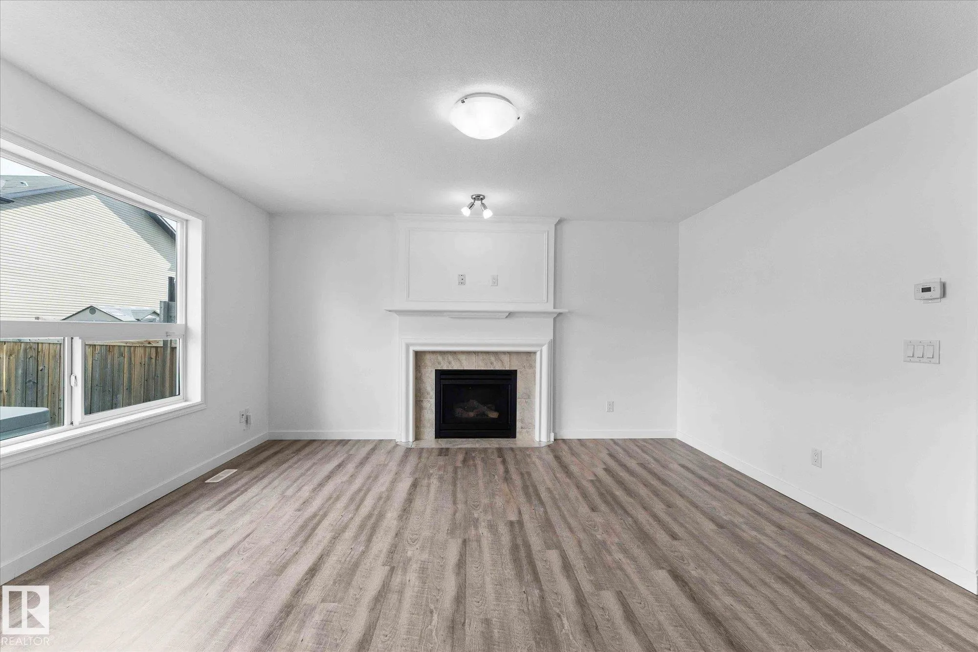 1 RIDGELAND Way