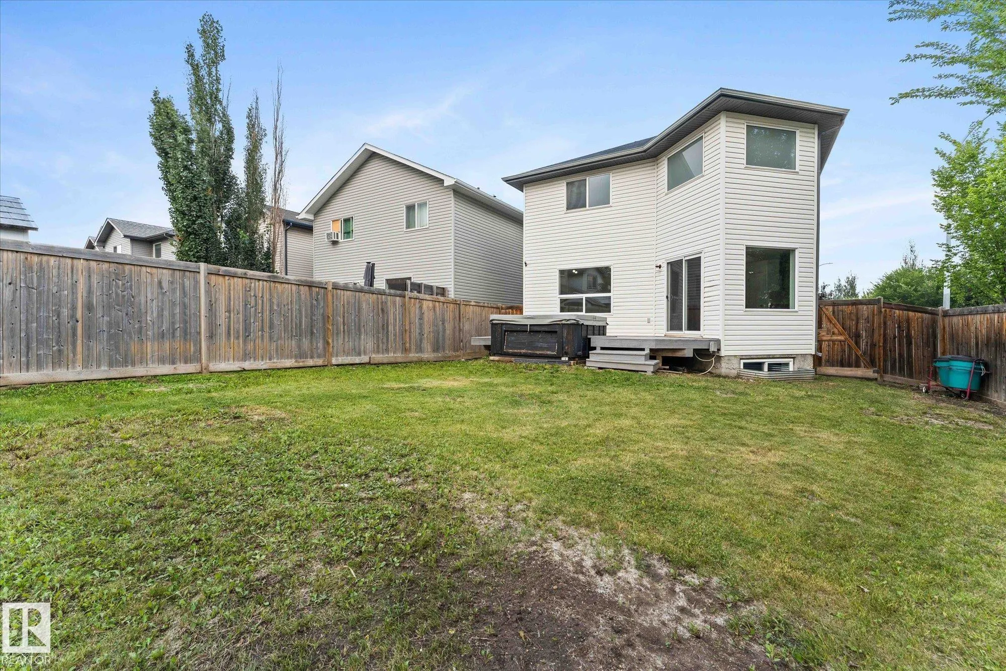 1 RIDGELAND Way