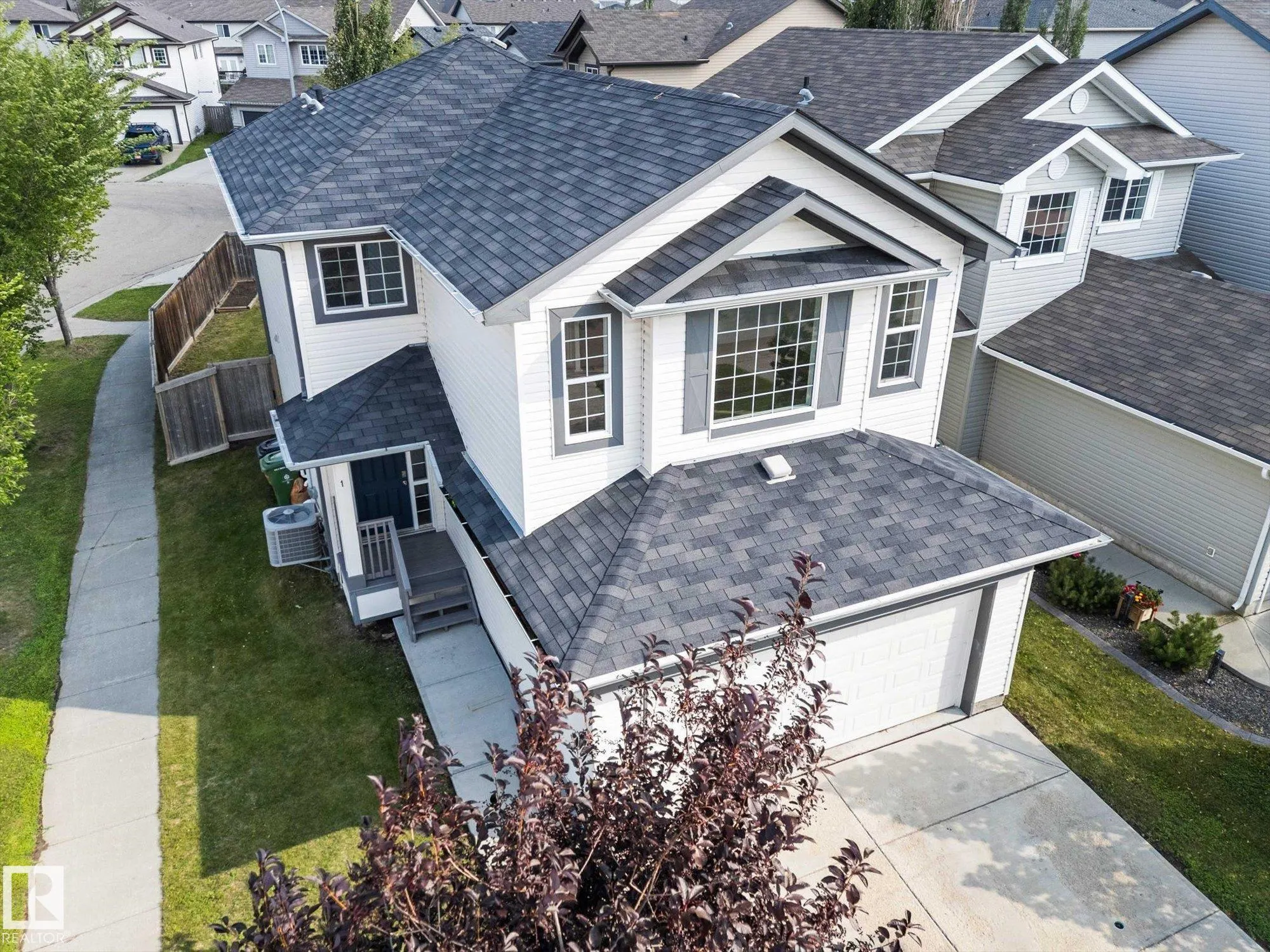 1 RIDGELAND Way