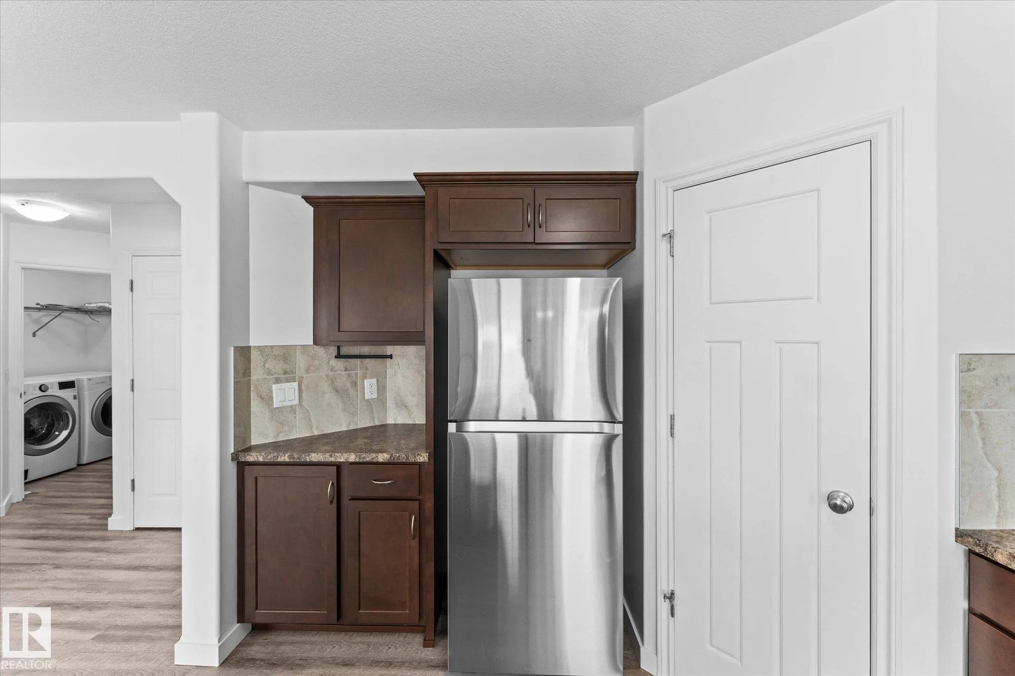 1 RIDGELAND Way