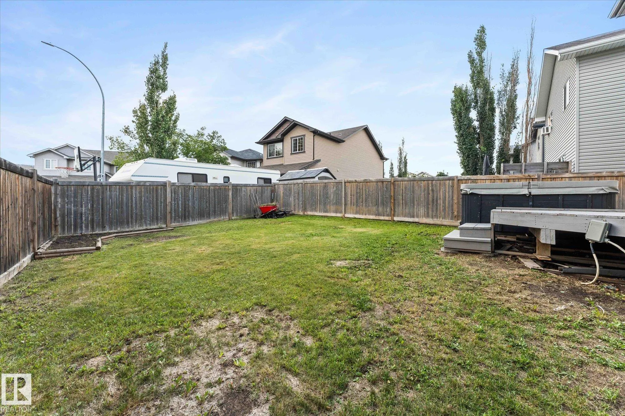1 RIDGELAND Way