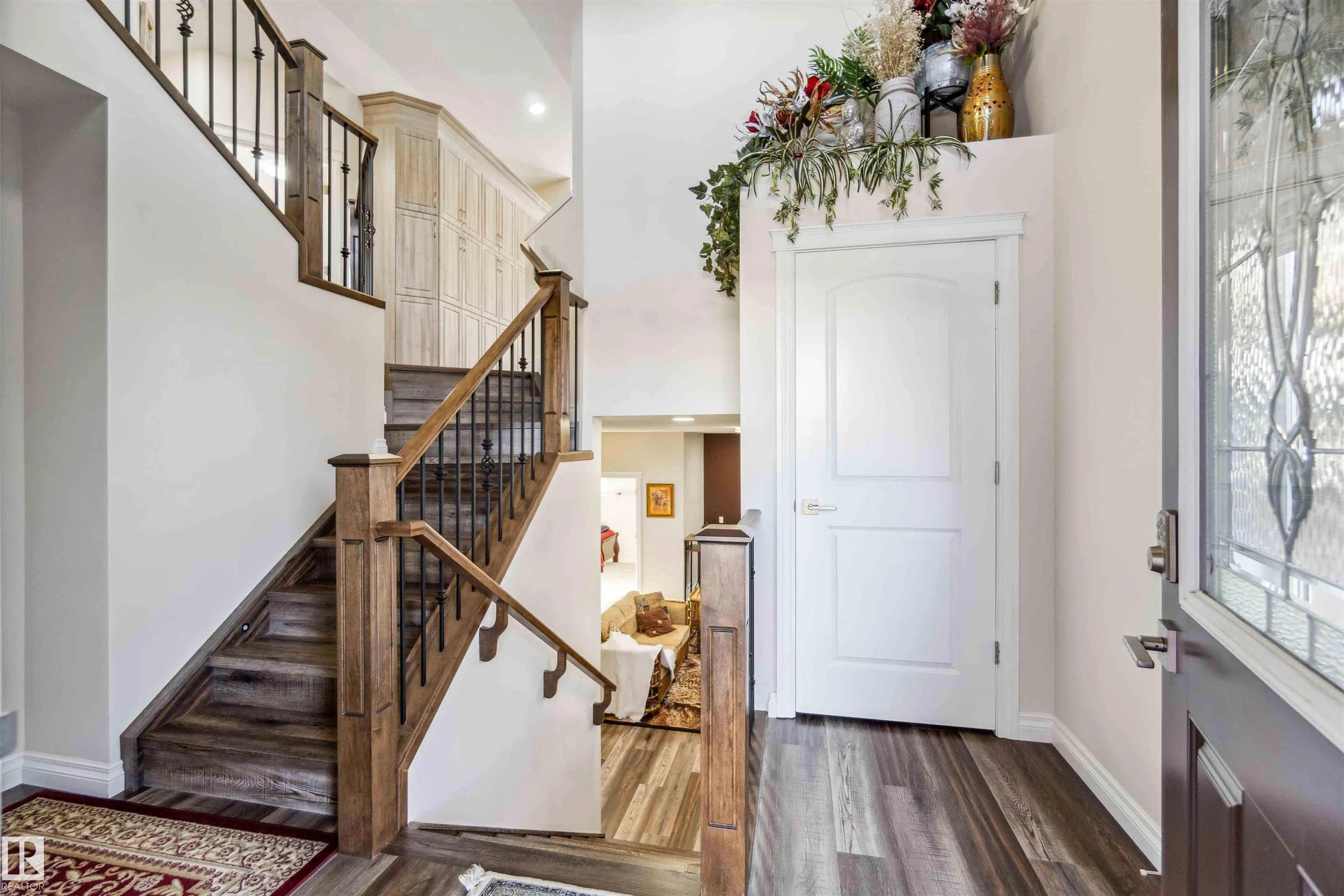 71 RATELLE Circle