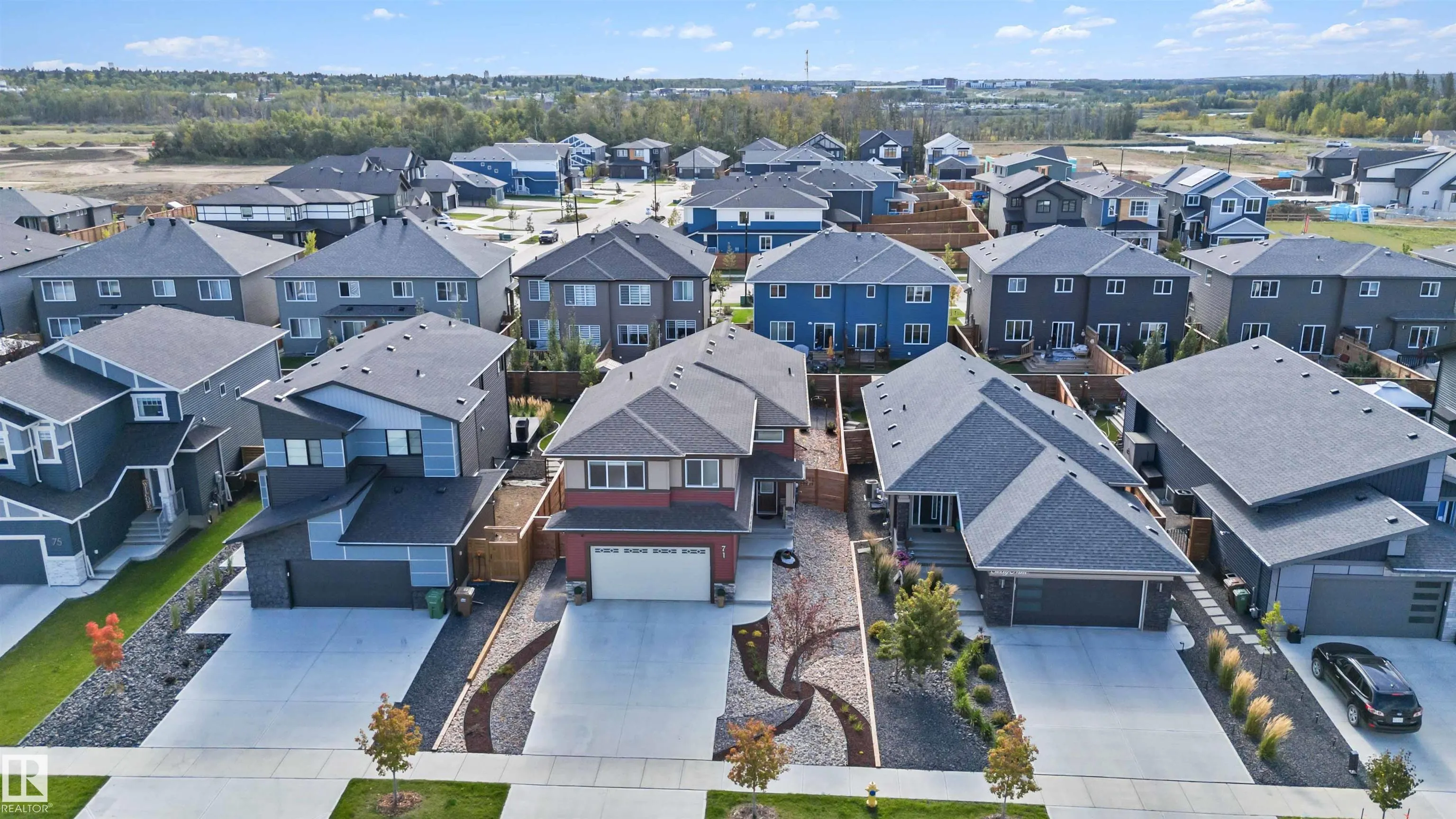 71 RATELLE Circle