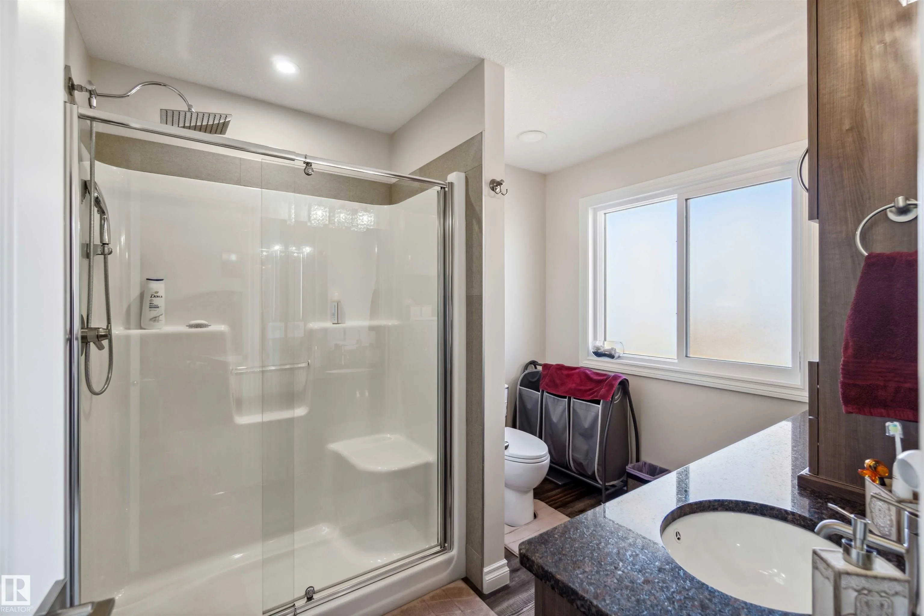 71 RATELLE Circle