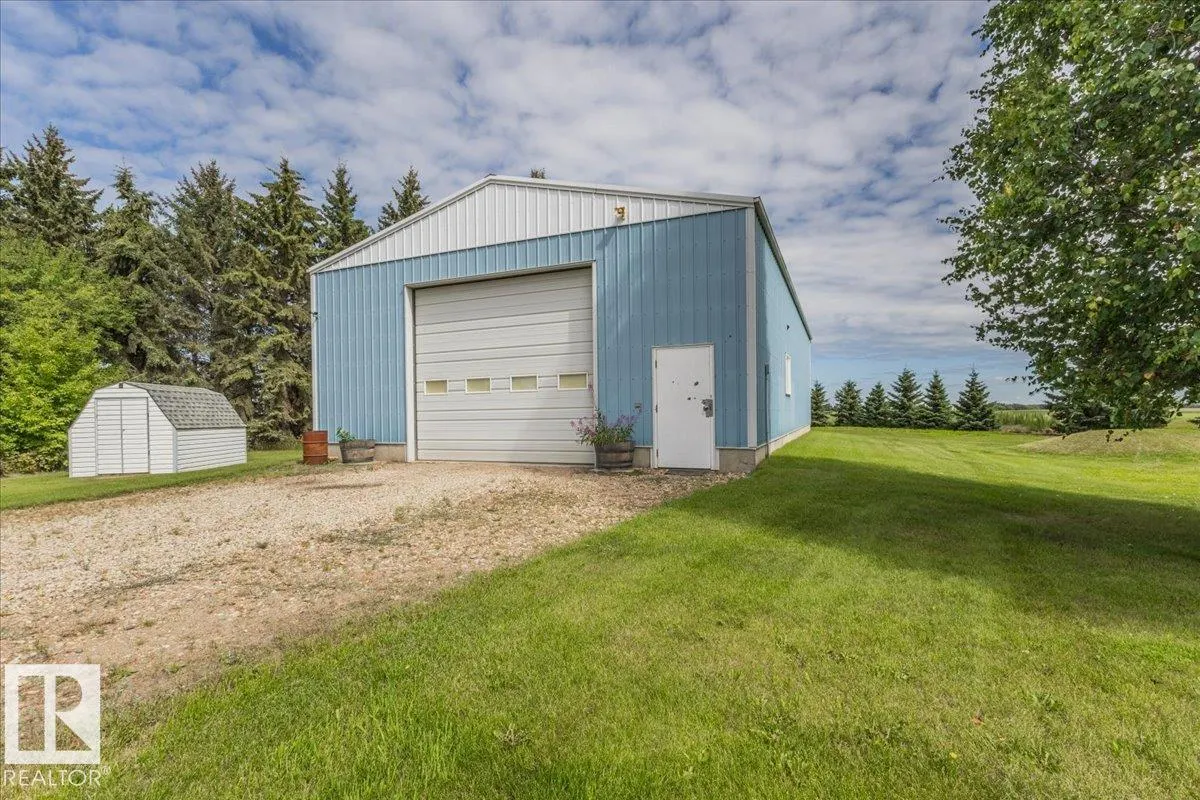 460077 RGE ROAD 253