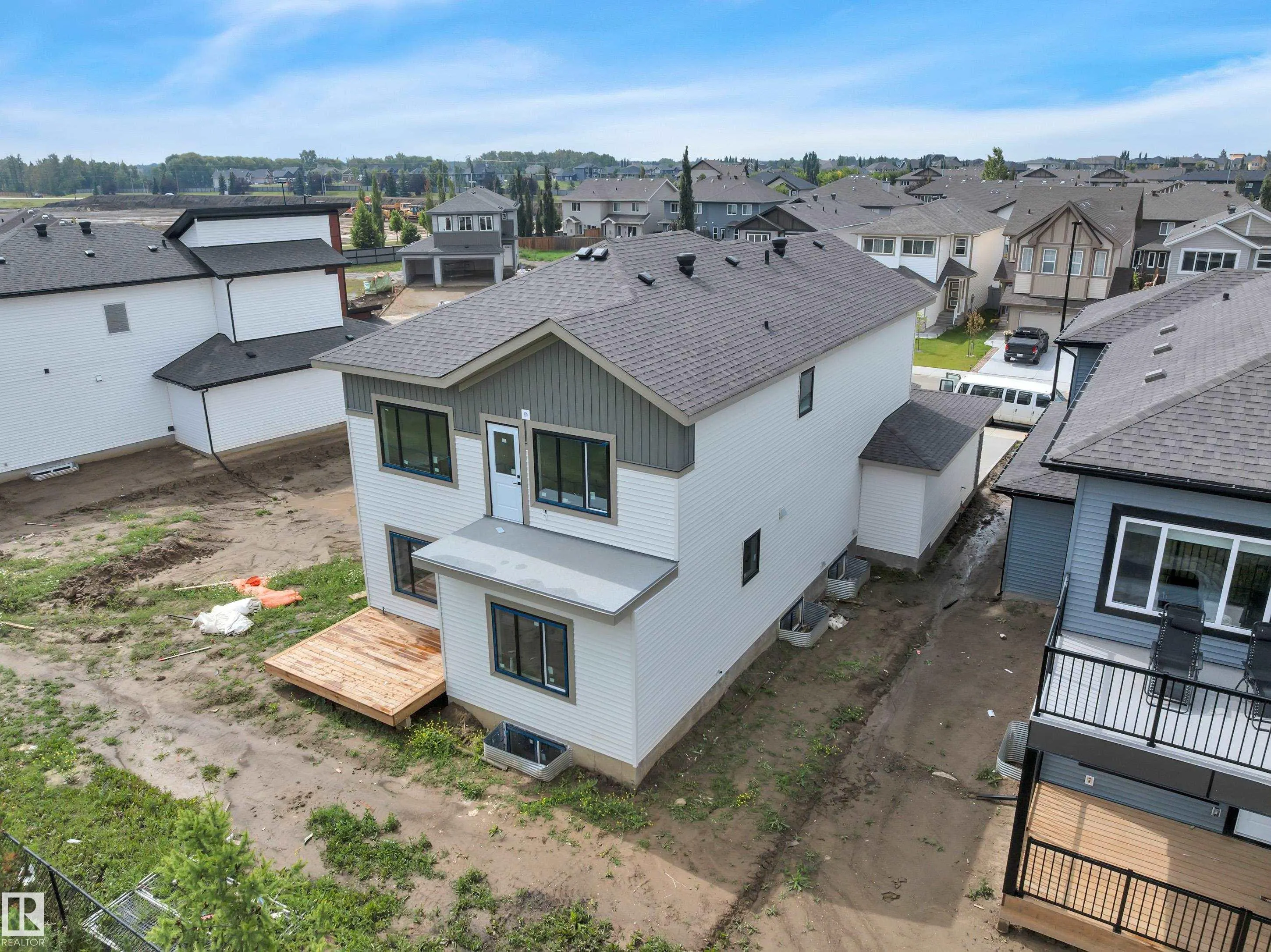 1925 WESTERRA Lane