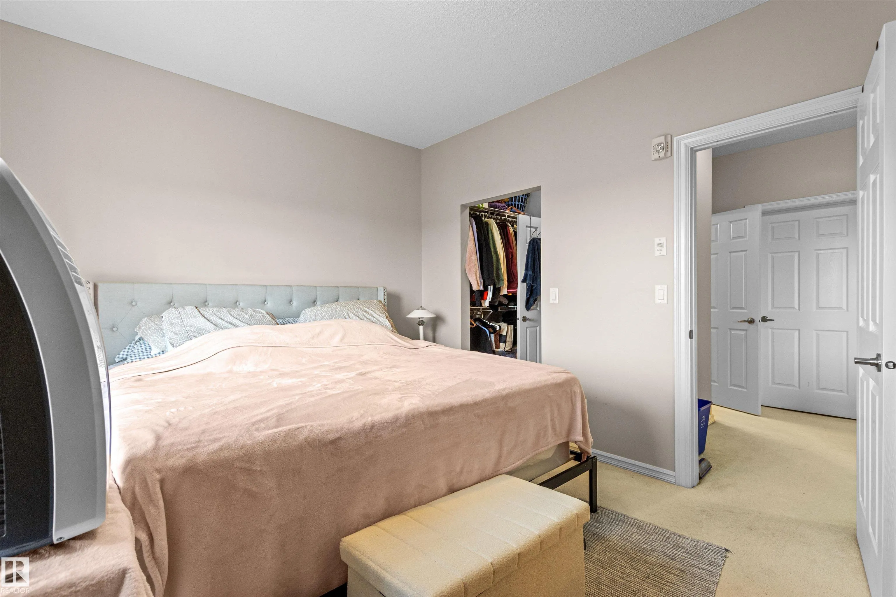 263 MACEWAN Road