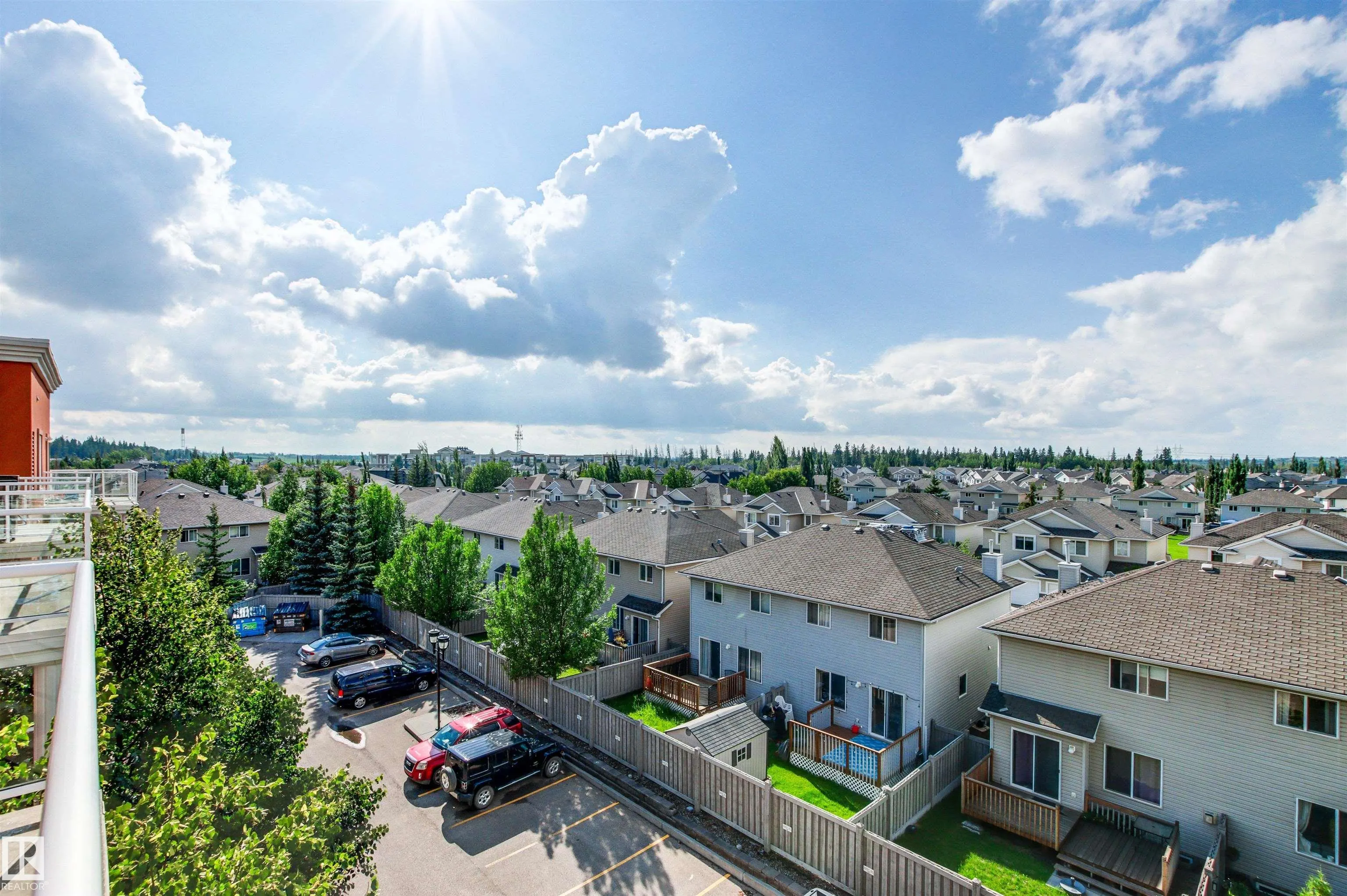 263 MACEWAN Road