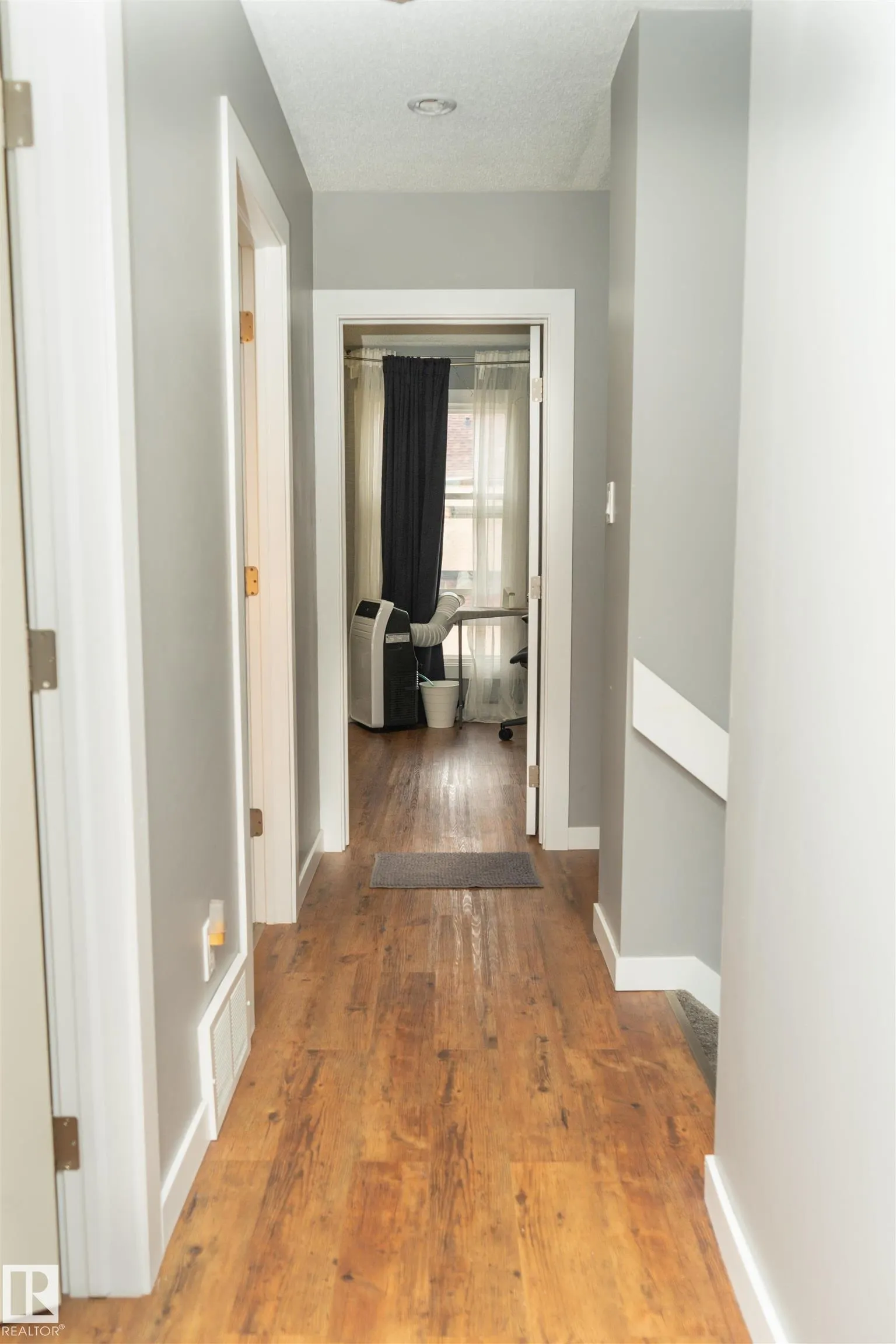 12070 25 Avenue