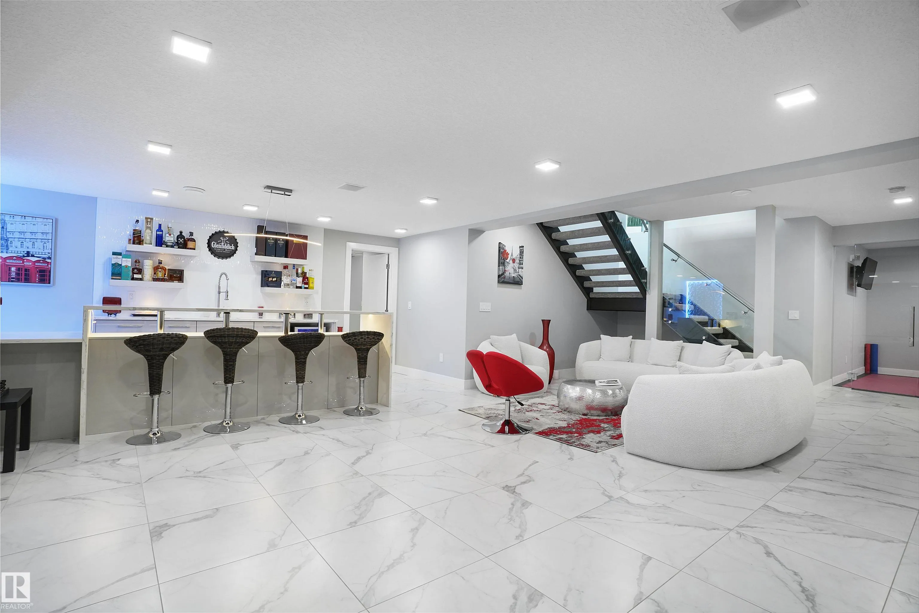3530 Watson Point(e)
