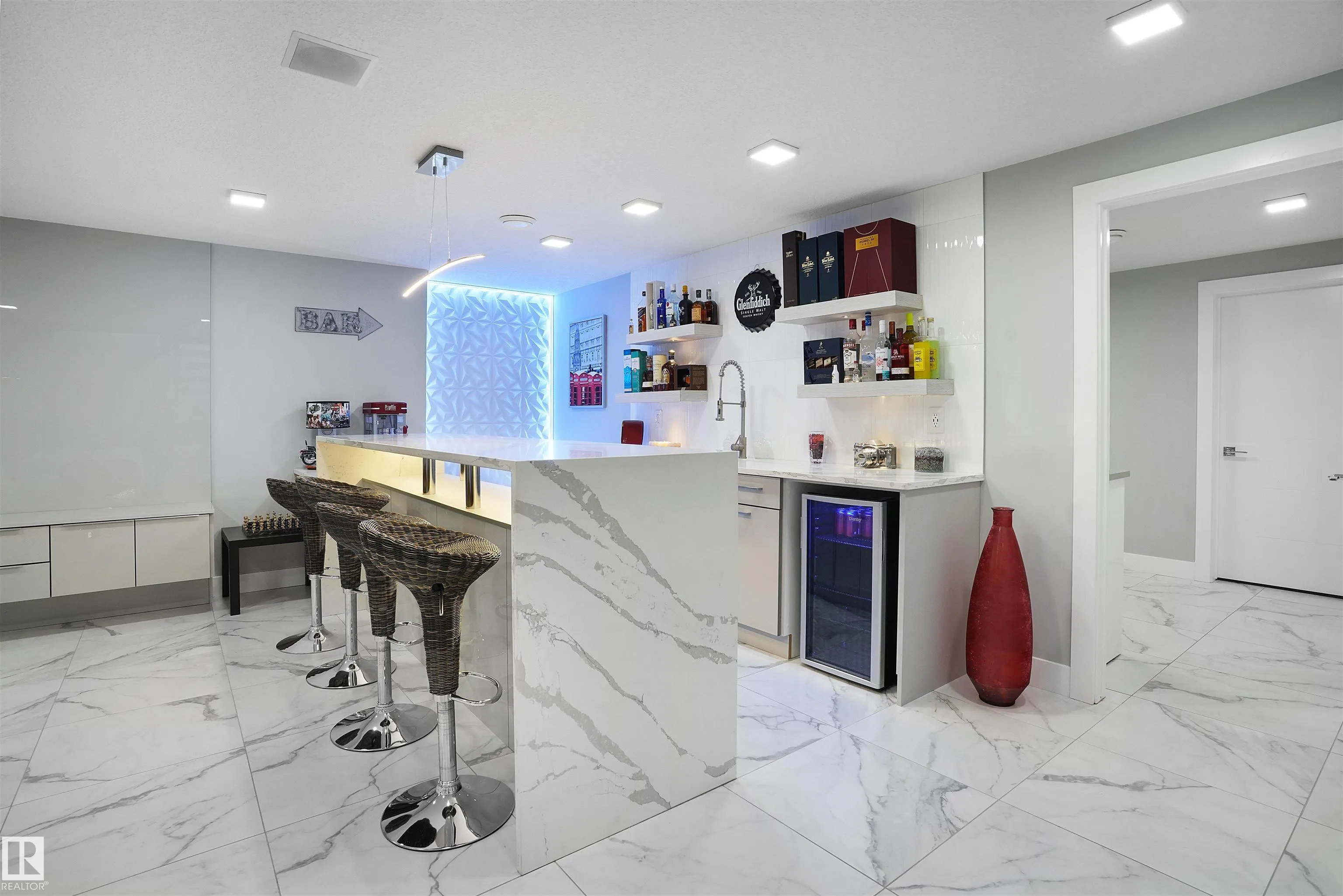 3530 Watson Point(e)