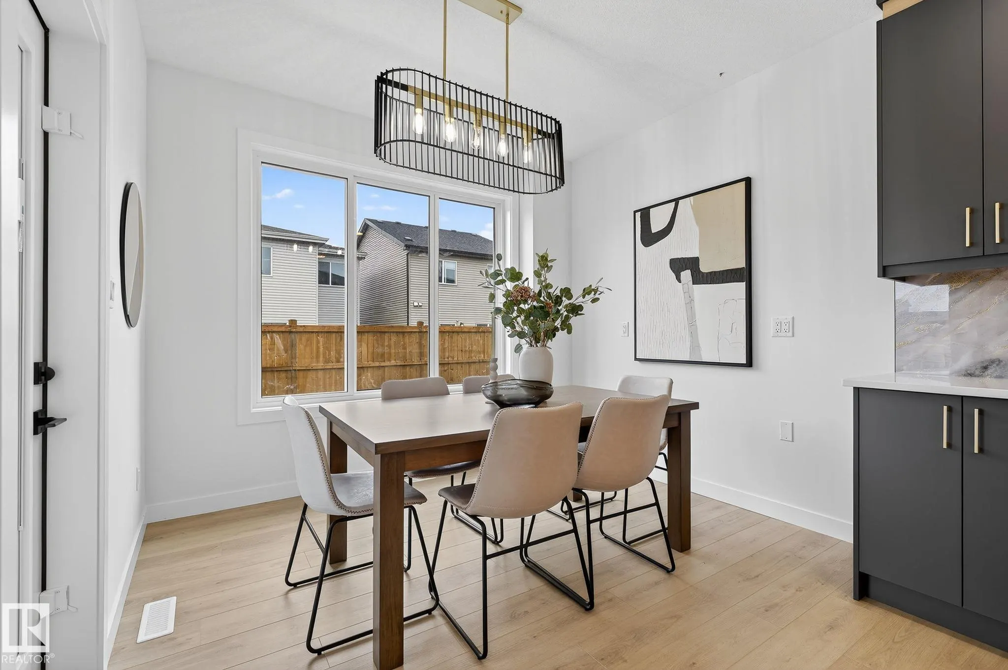 341 roberts Wynd