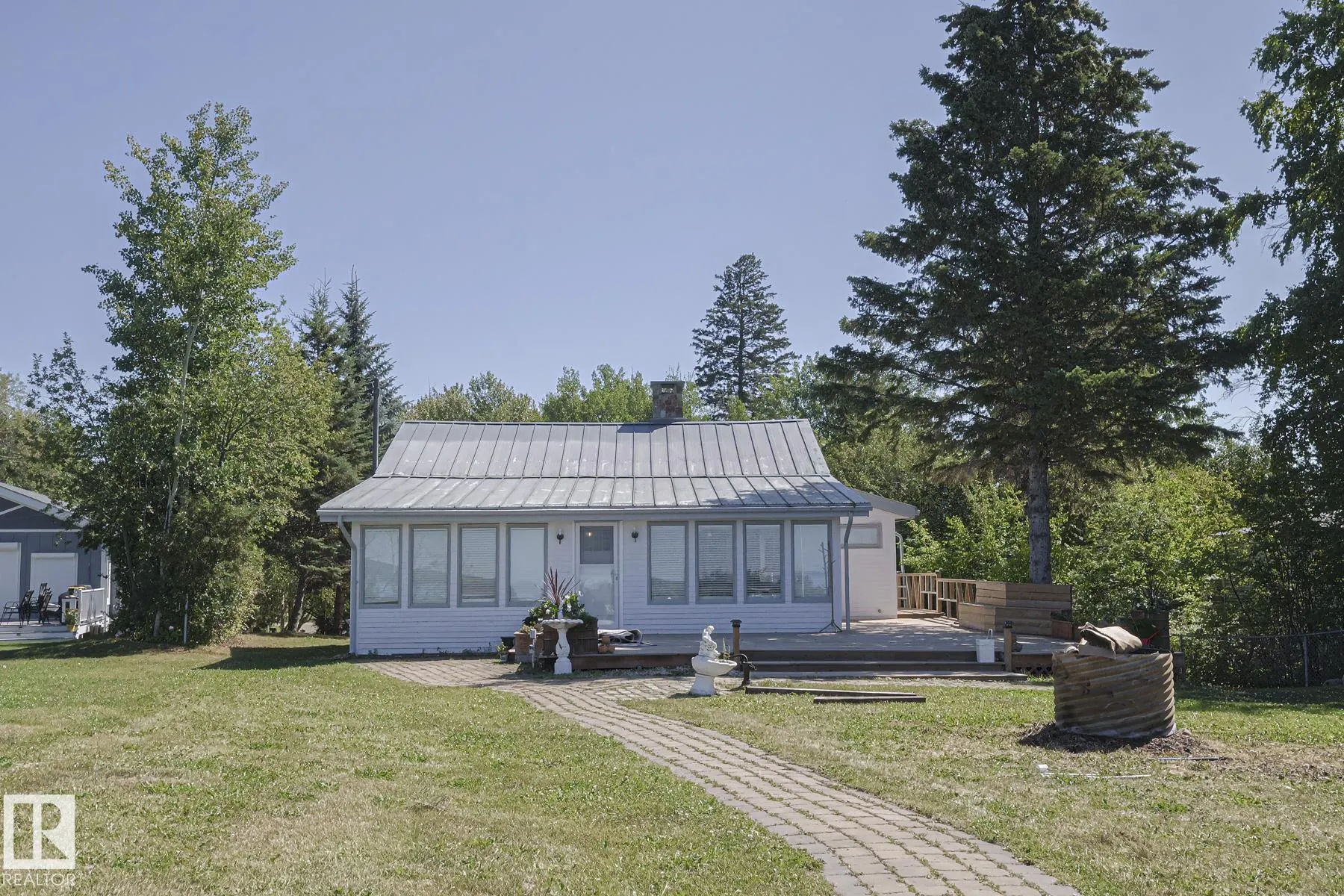 9 Gibbons Avenue