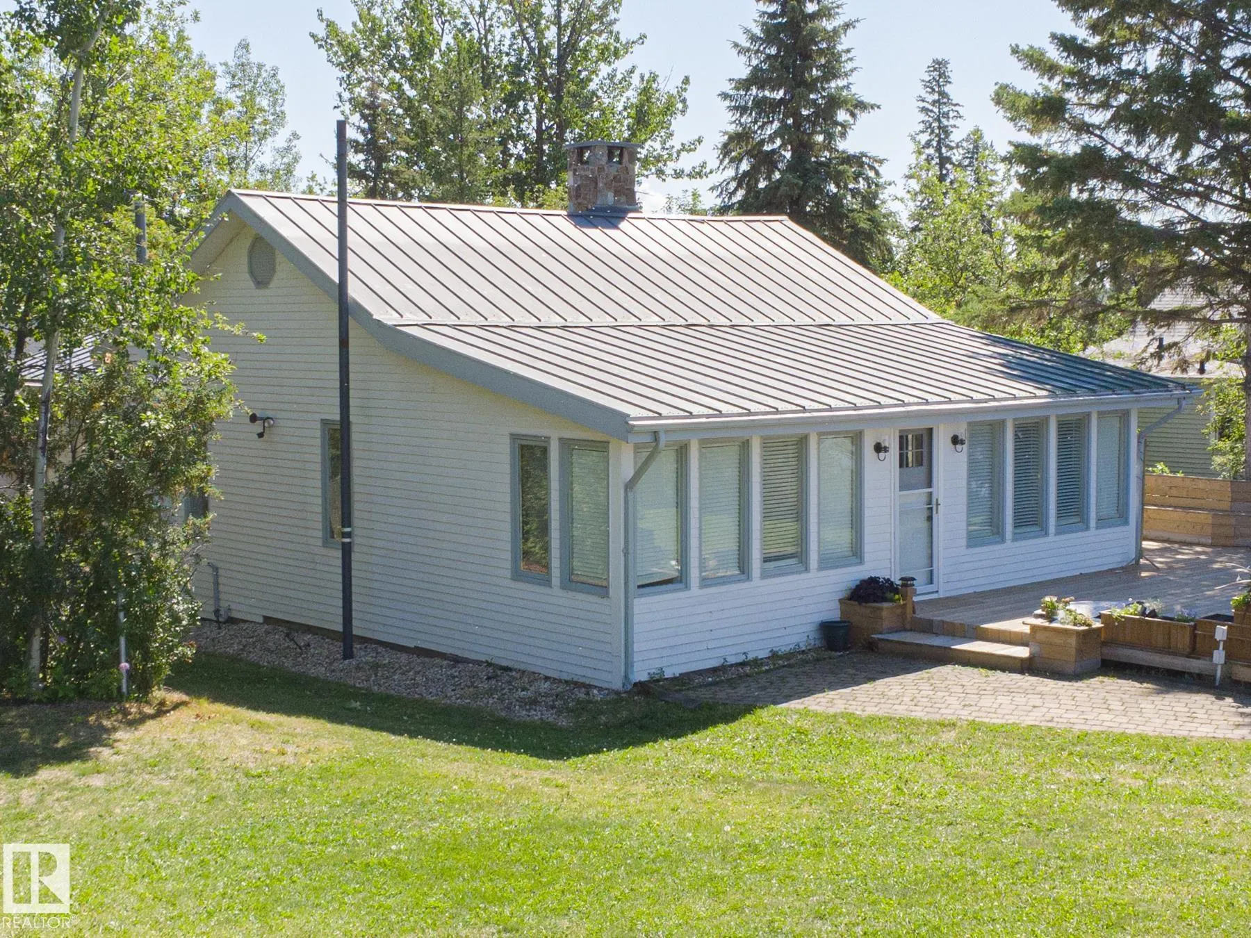 9 Gibbons Avenue