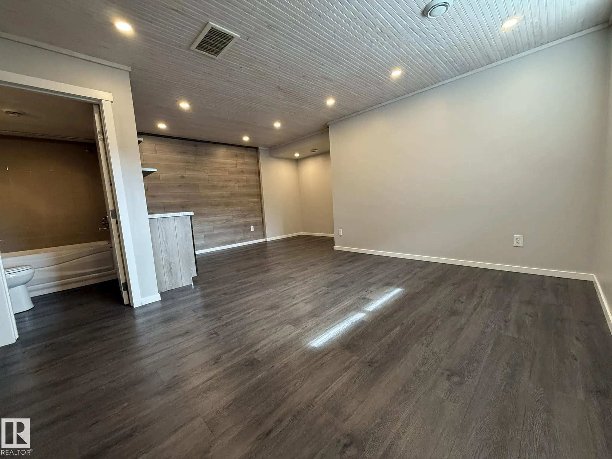 4456 ANNETT Common