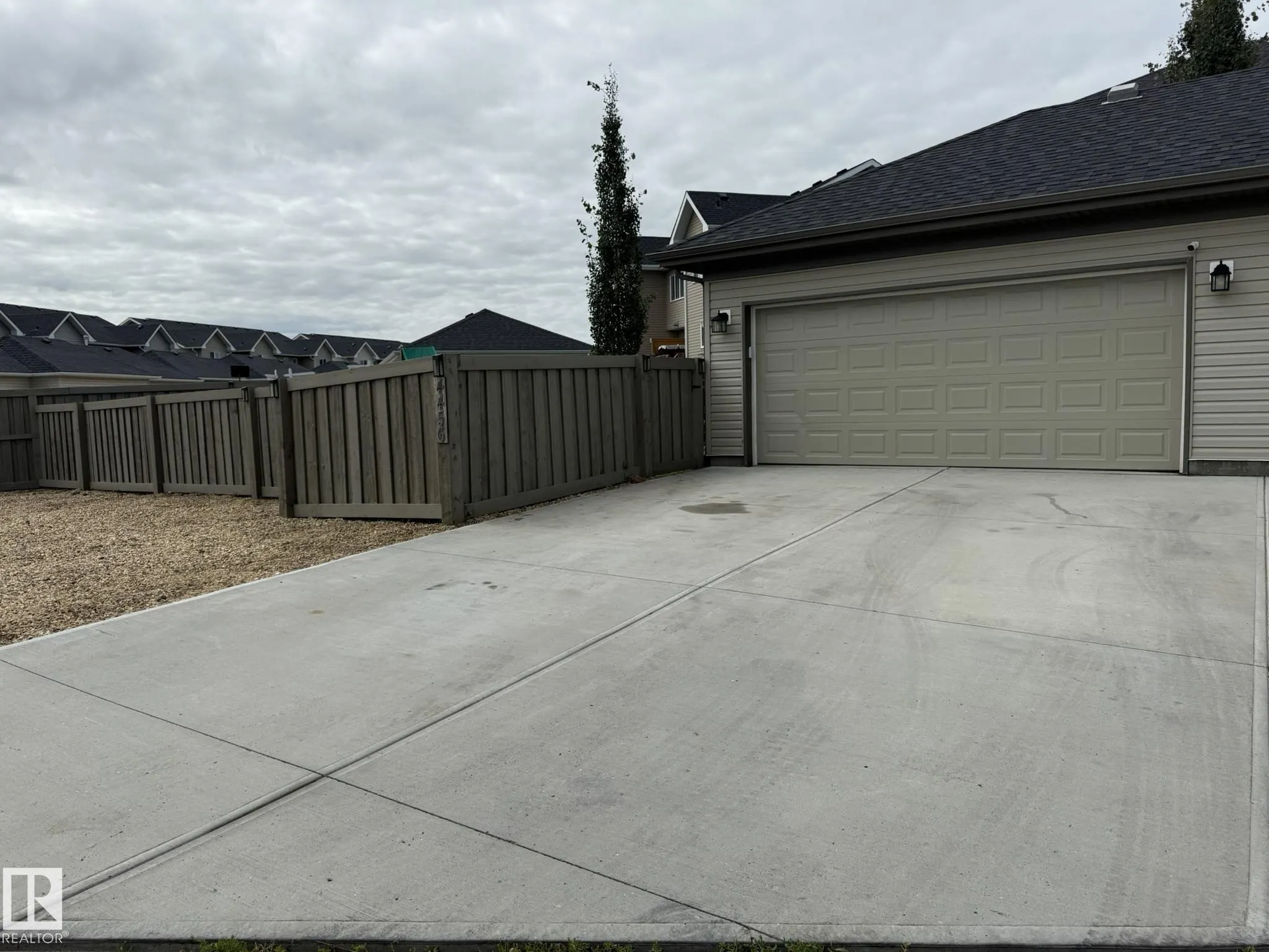 4456 ANNETT Common