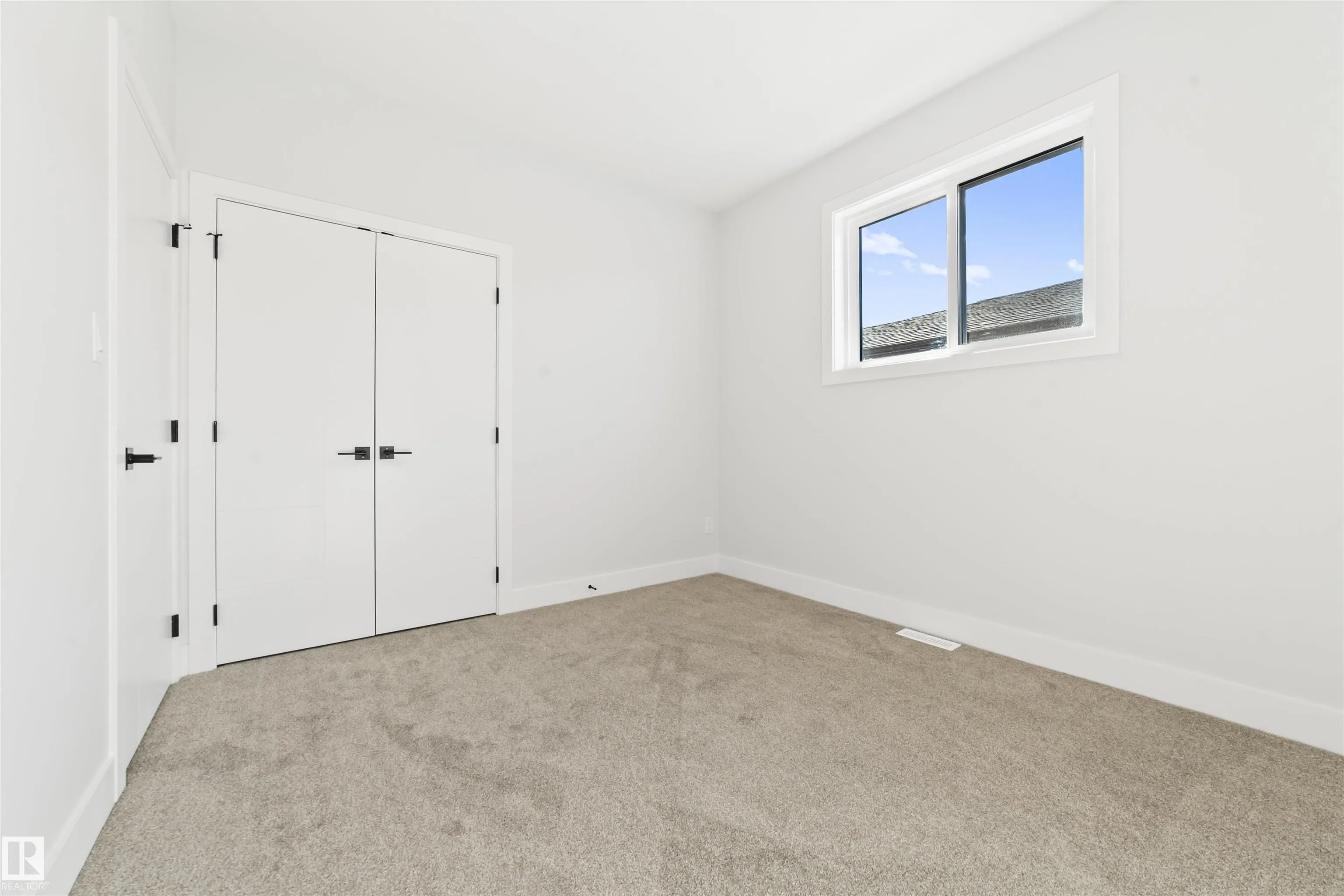 204 CAVANAGH COMMON