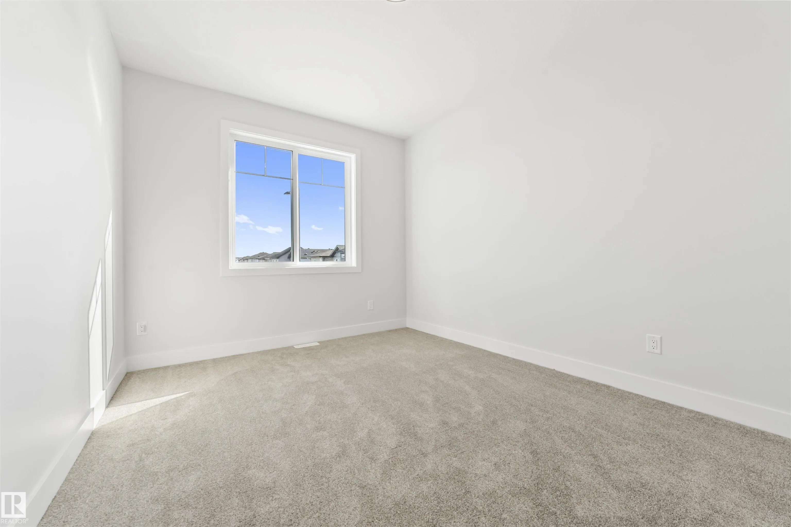 204 CAVANAGH COMMON