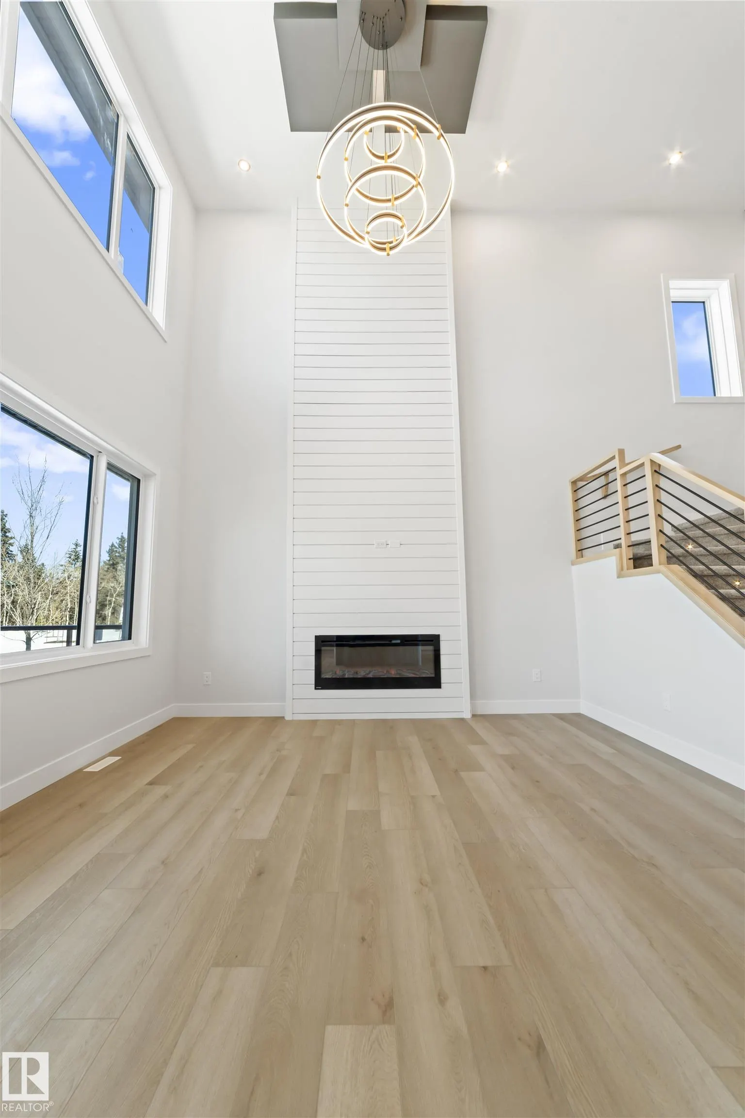 204 CAVANAGH COMMON