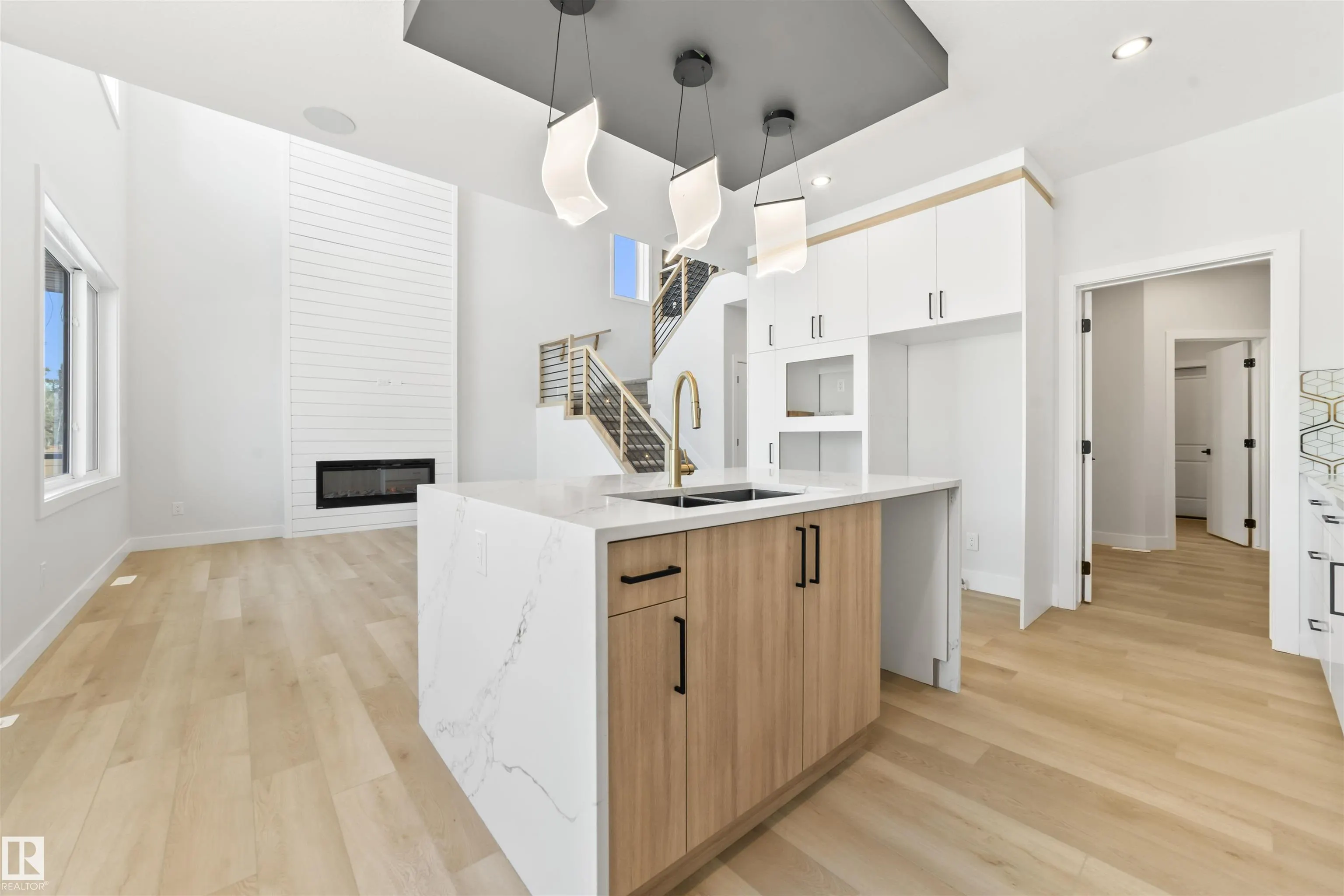 204 CAVANAGH COMMON