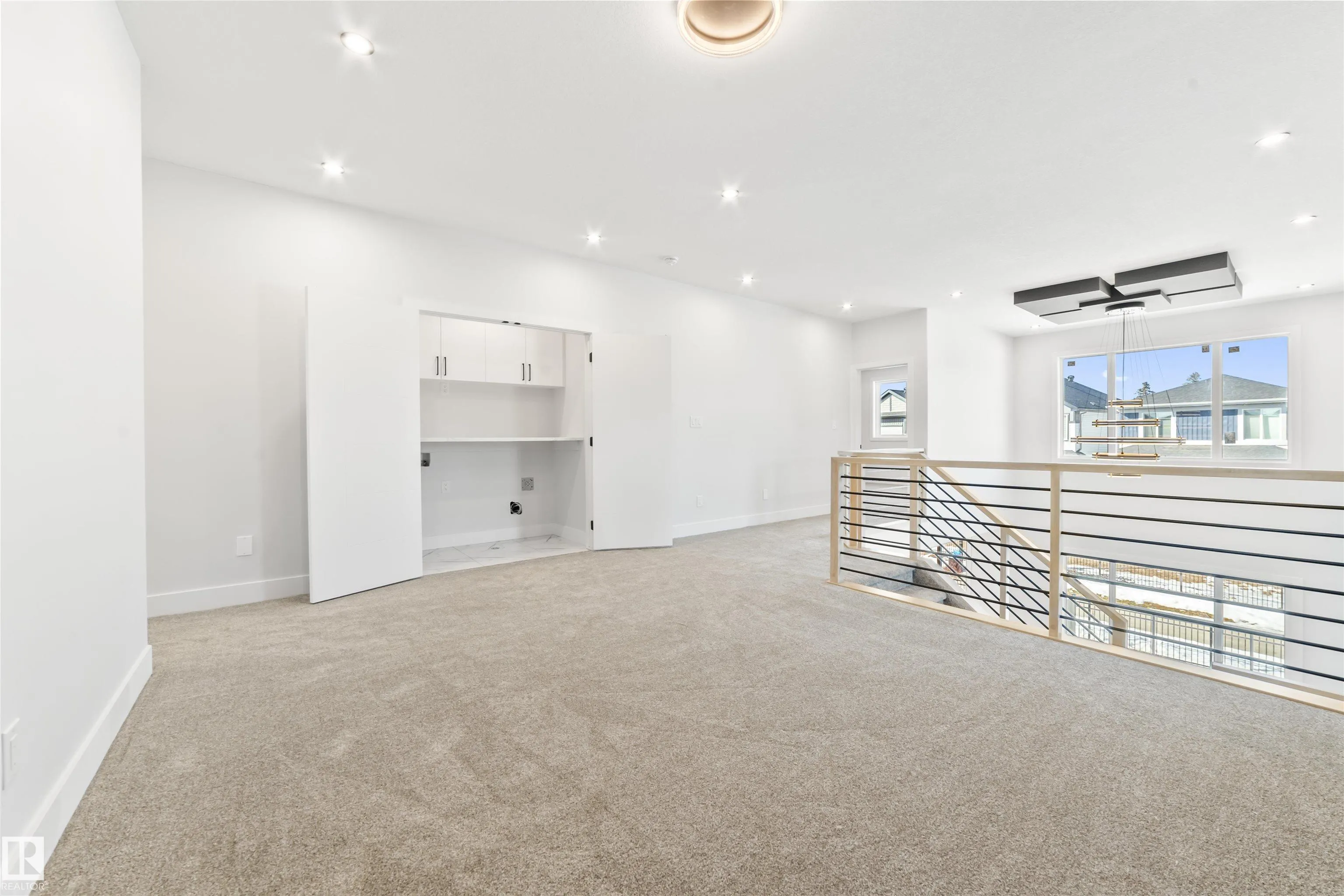 204 CAVANAGH COMMON