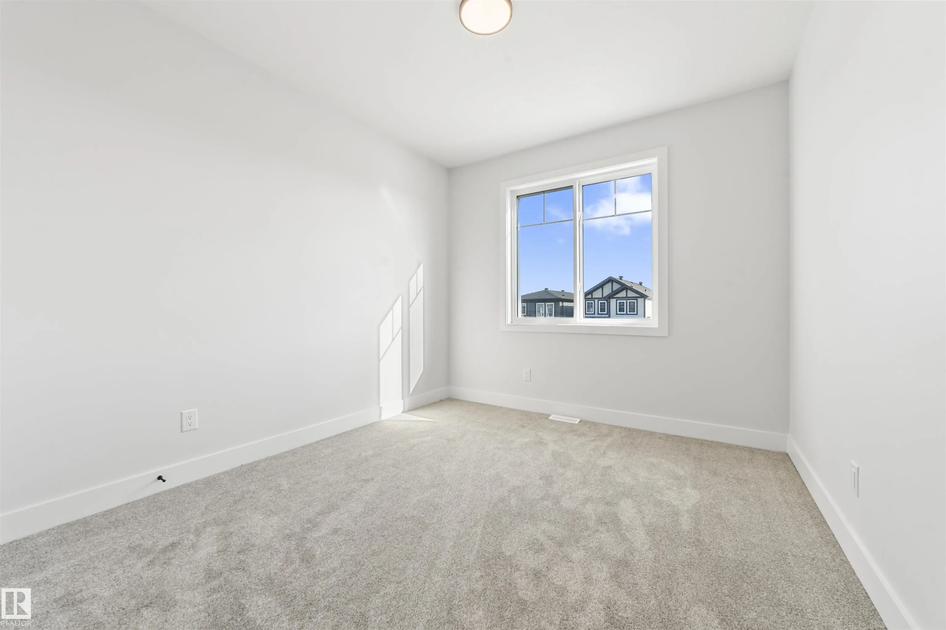 204 CAVANAGH COMMON