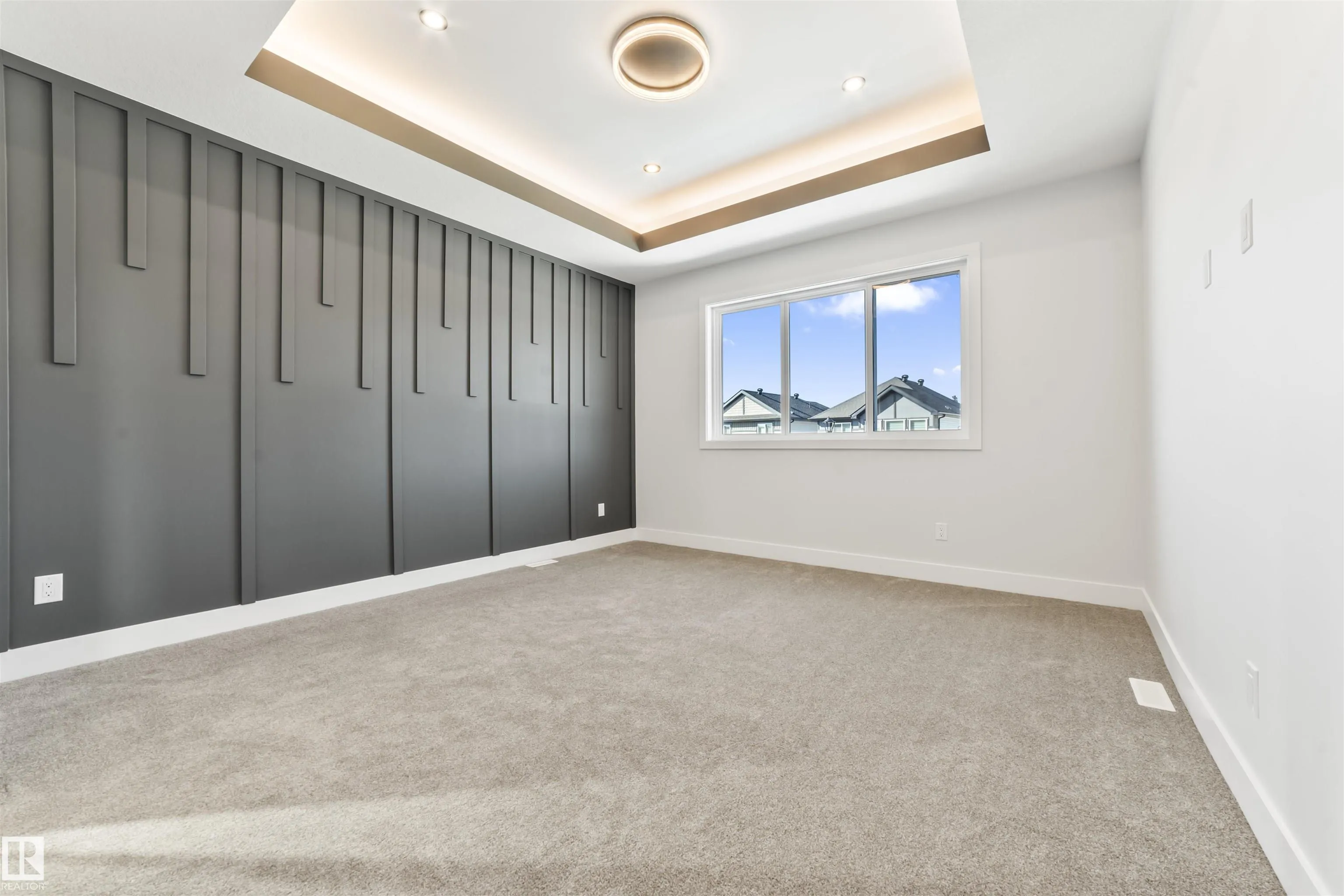 204 CAVANAGH COMMON