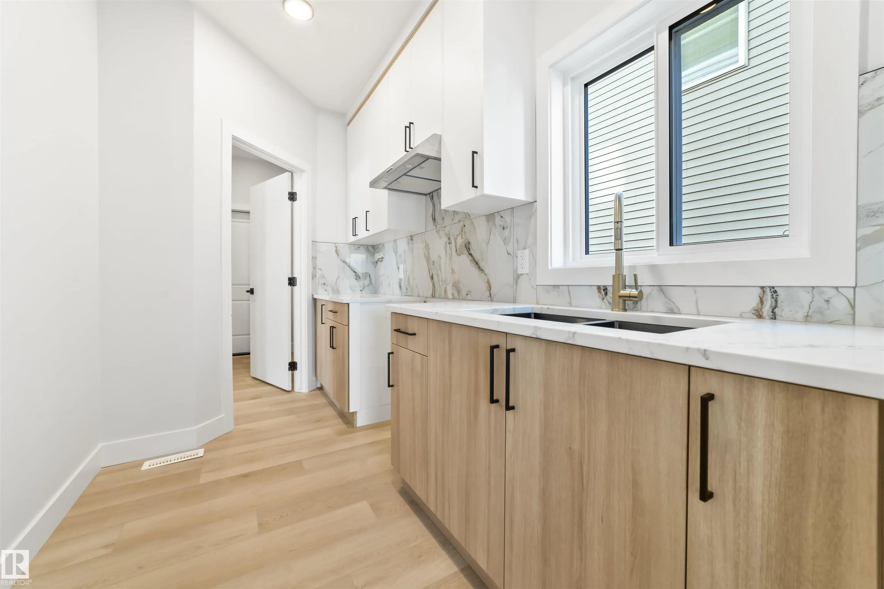 204 CAVANAGH COMMON