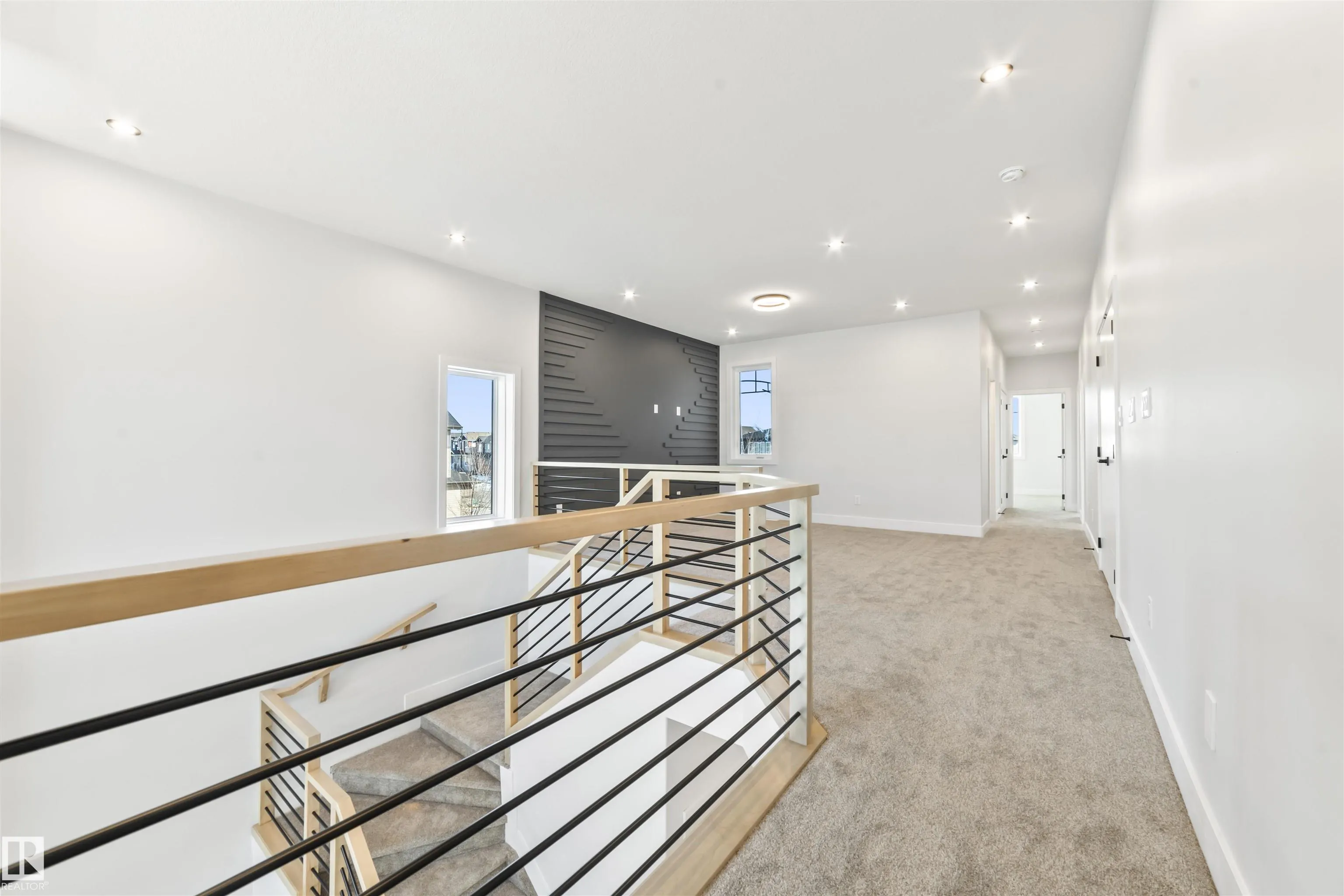 204 CAVANAGH COMMON