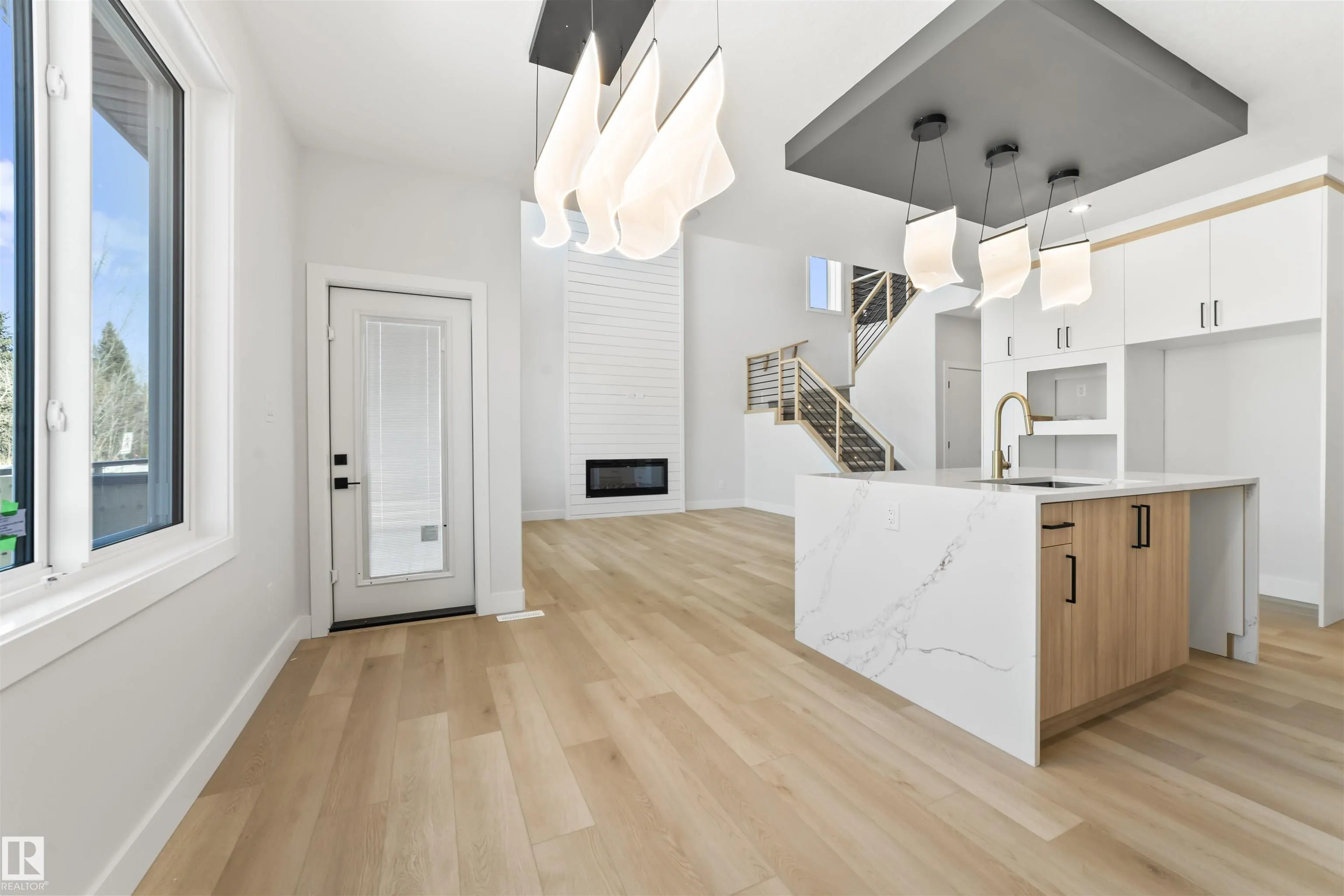 204 CAVANAGH COMMON