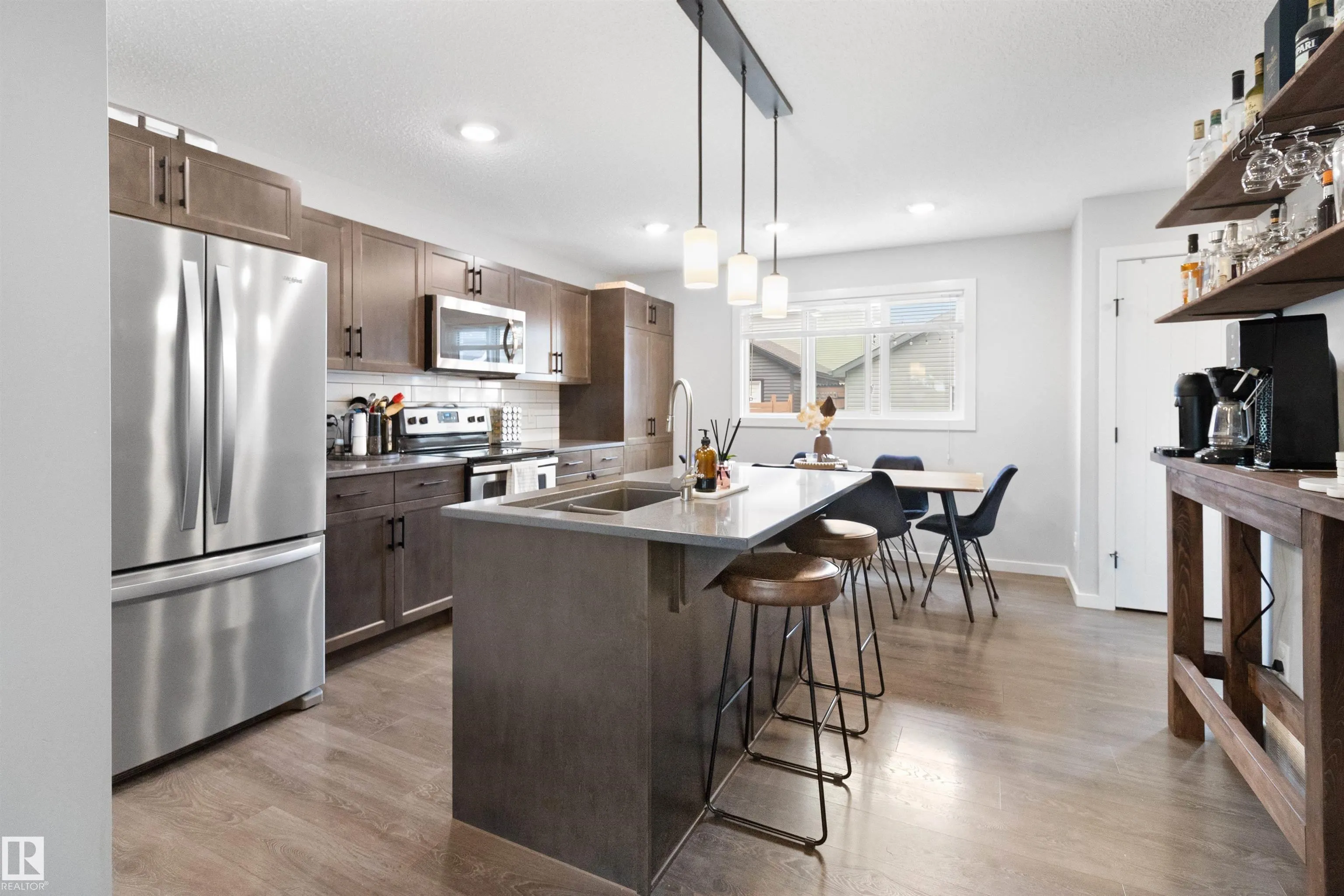 2654 MAPLE Way