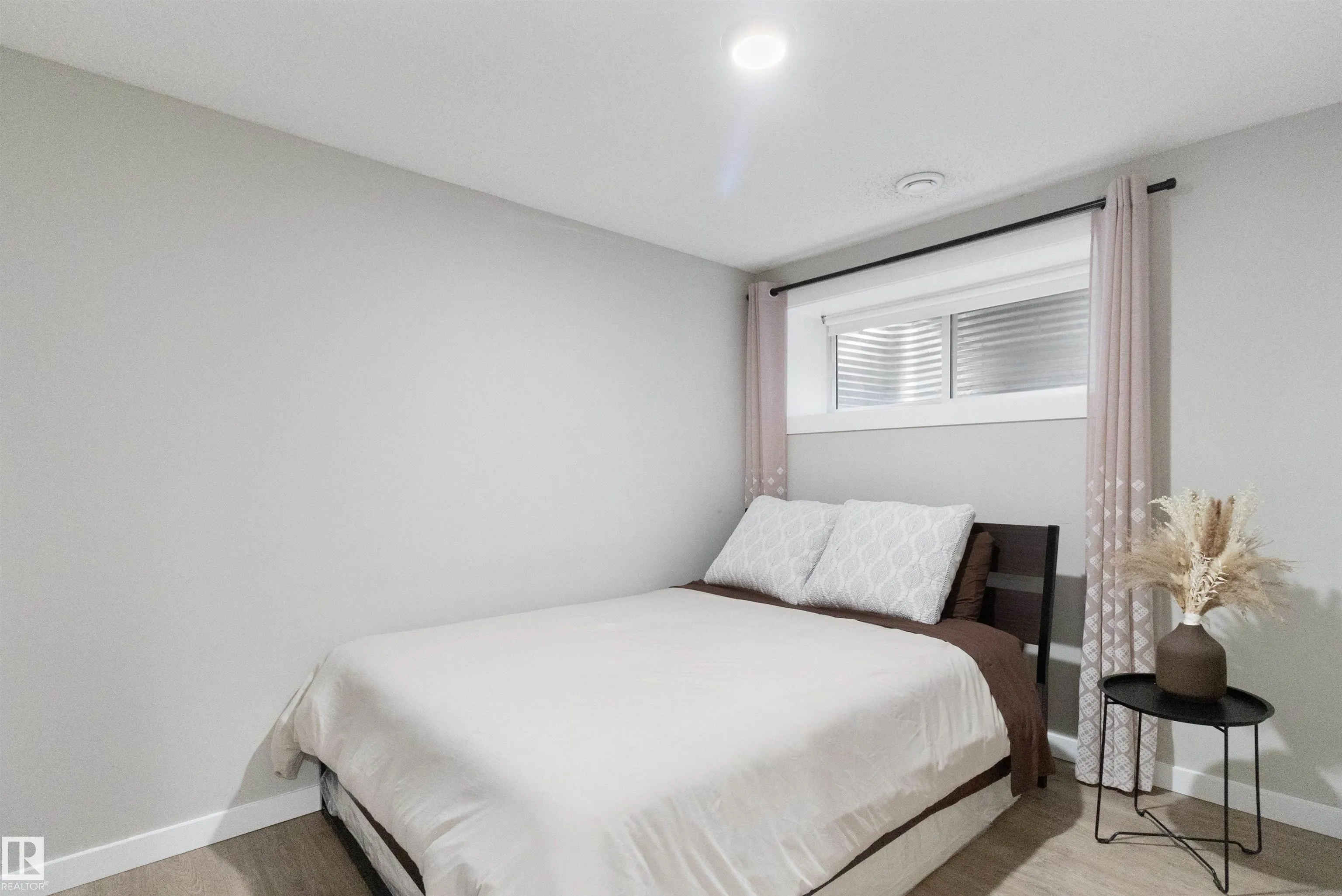 2654 MAPLE Way