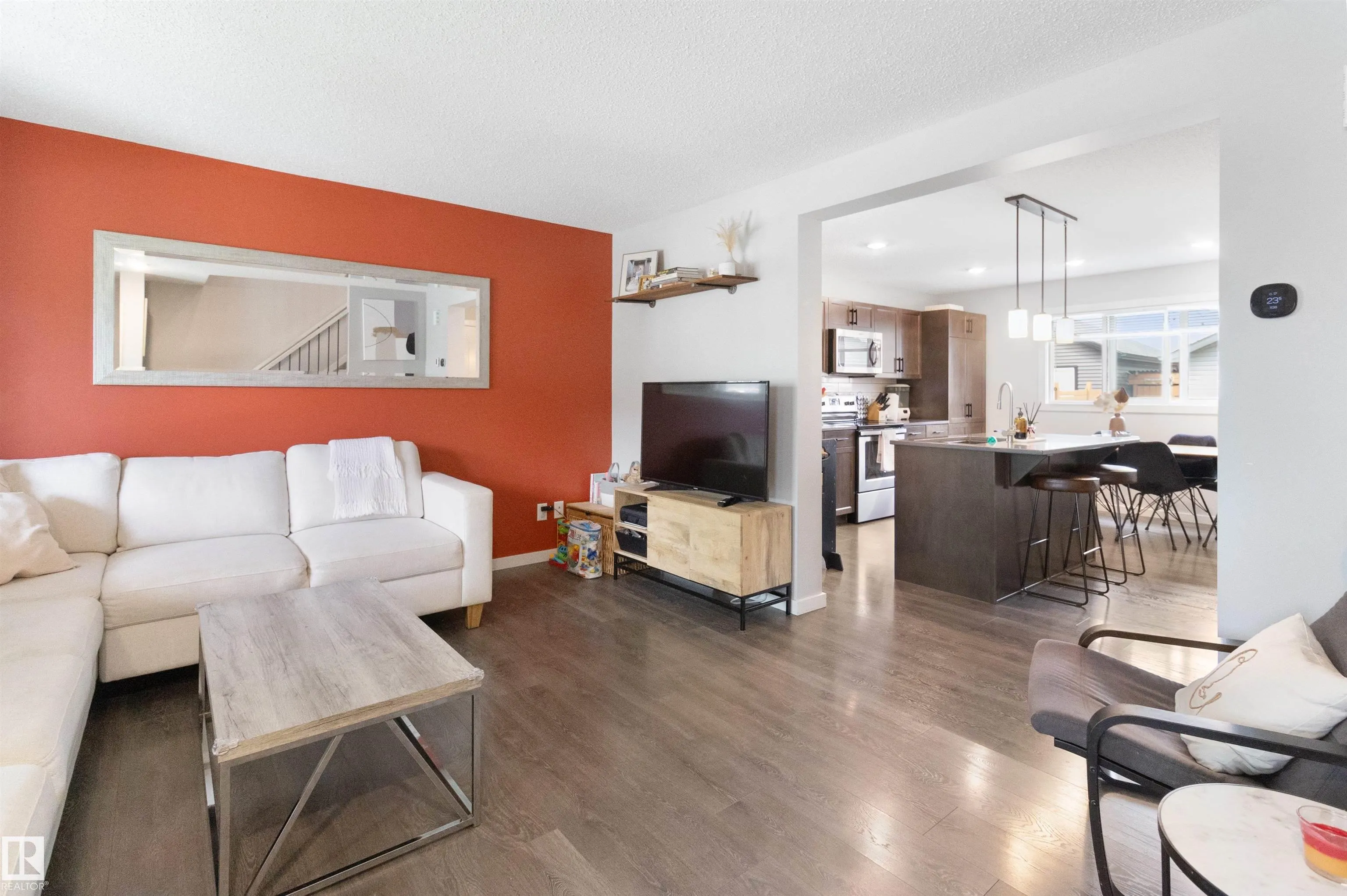 2654 MAPLE Way
