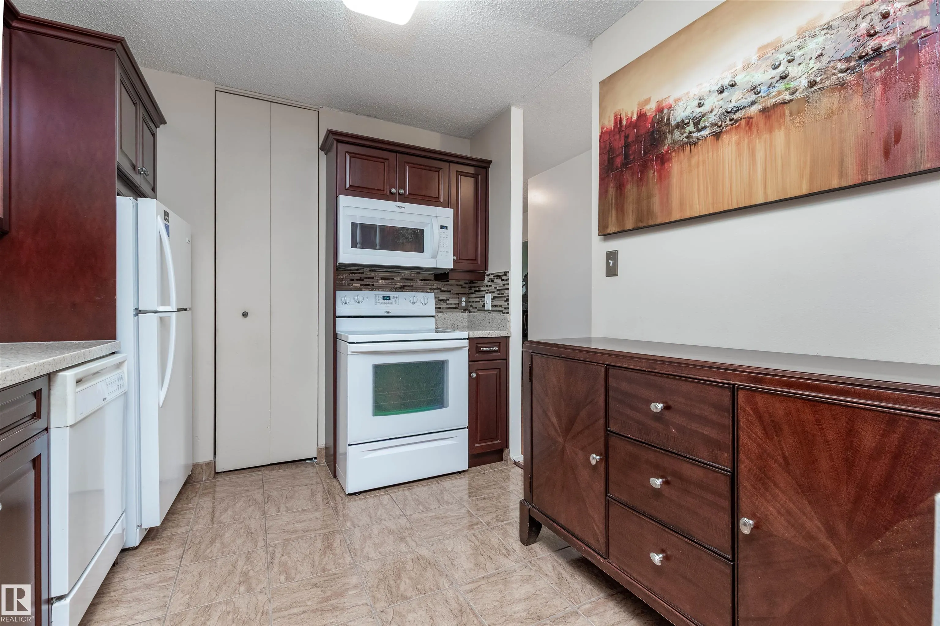 2081 SADDLEBACK Road