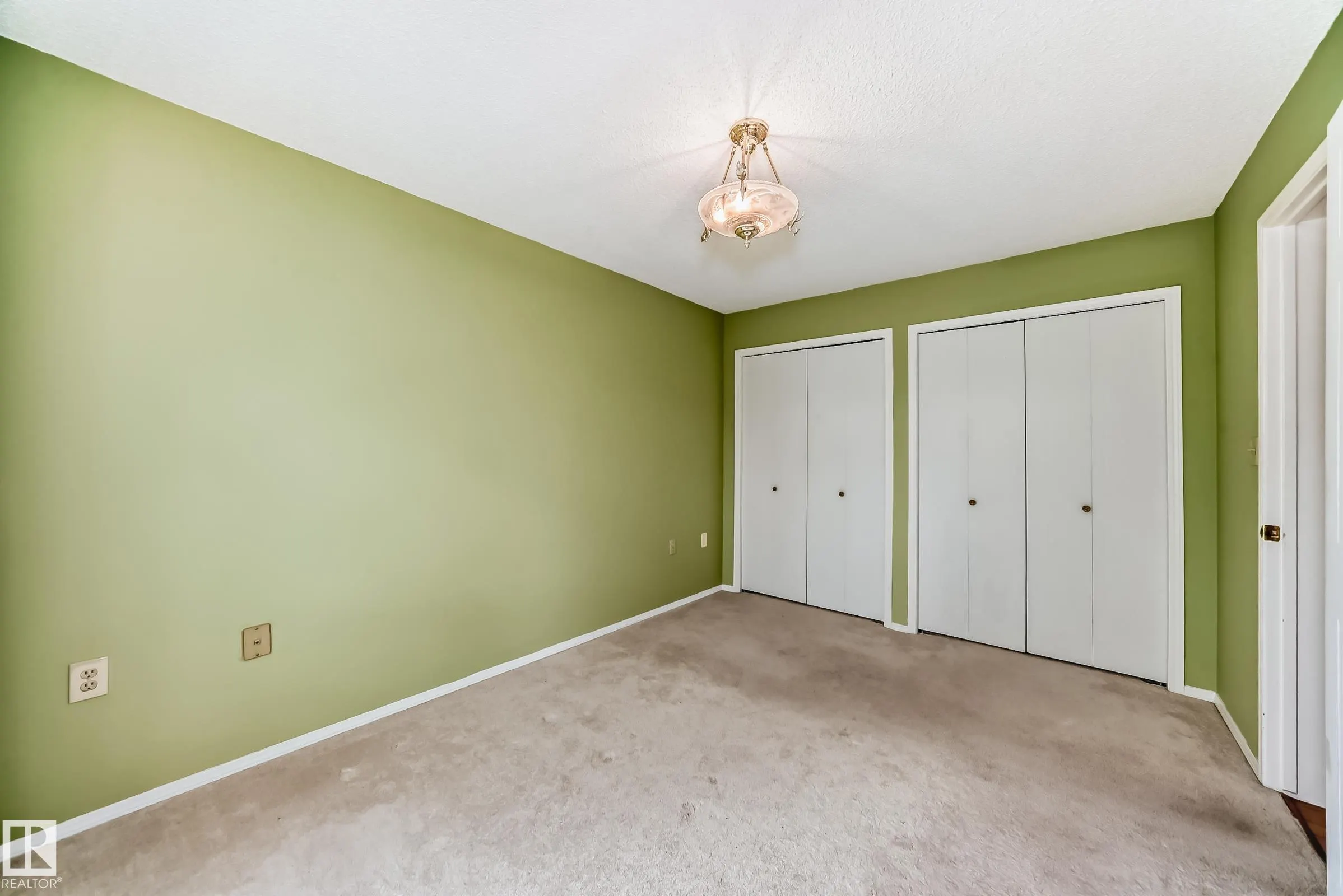 15503 106 Street