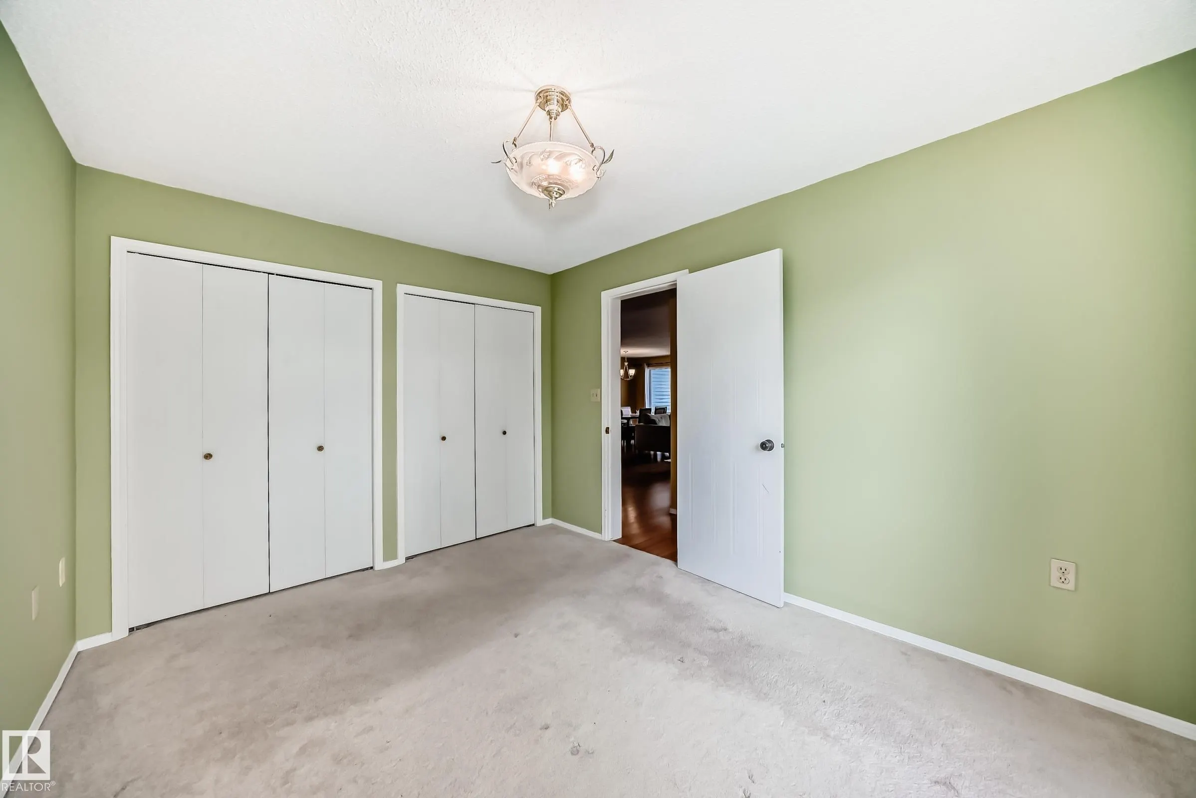 15503 106 Street