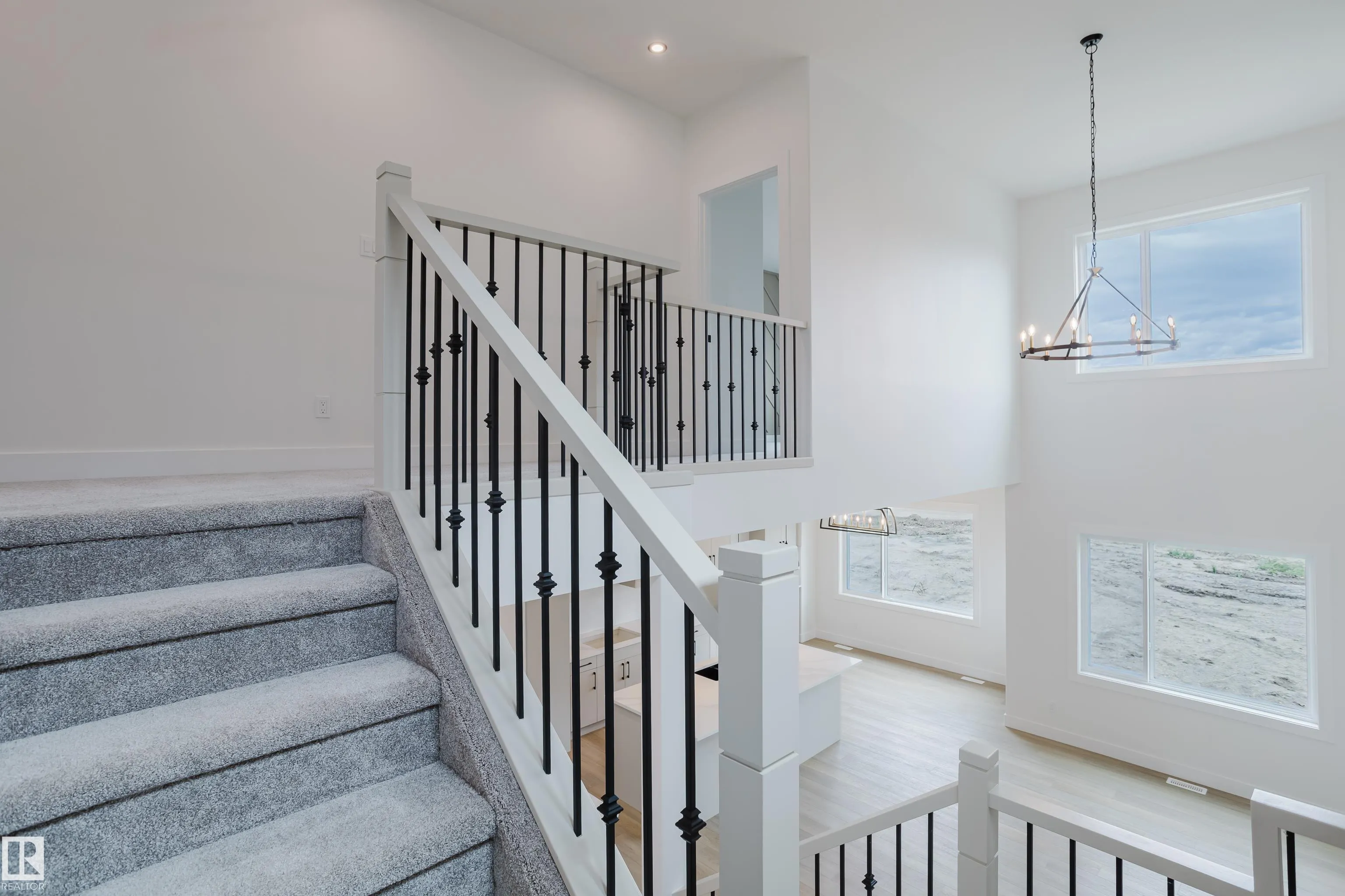 53 RENWYCK Place