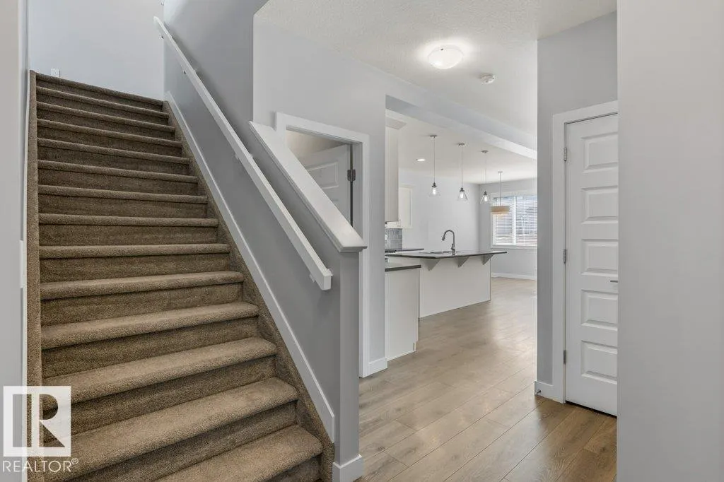 57 SPRING Gate